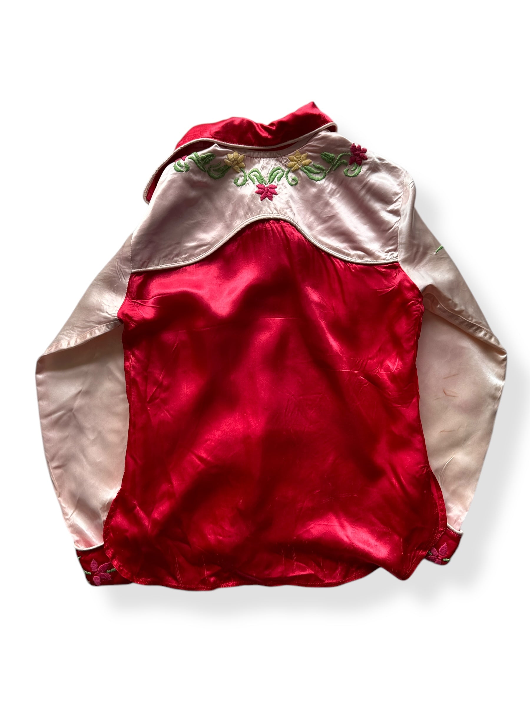 Back of Vintage Homemade Red Silk Souvenir Pearlsnap SZ M