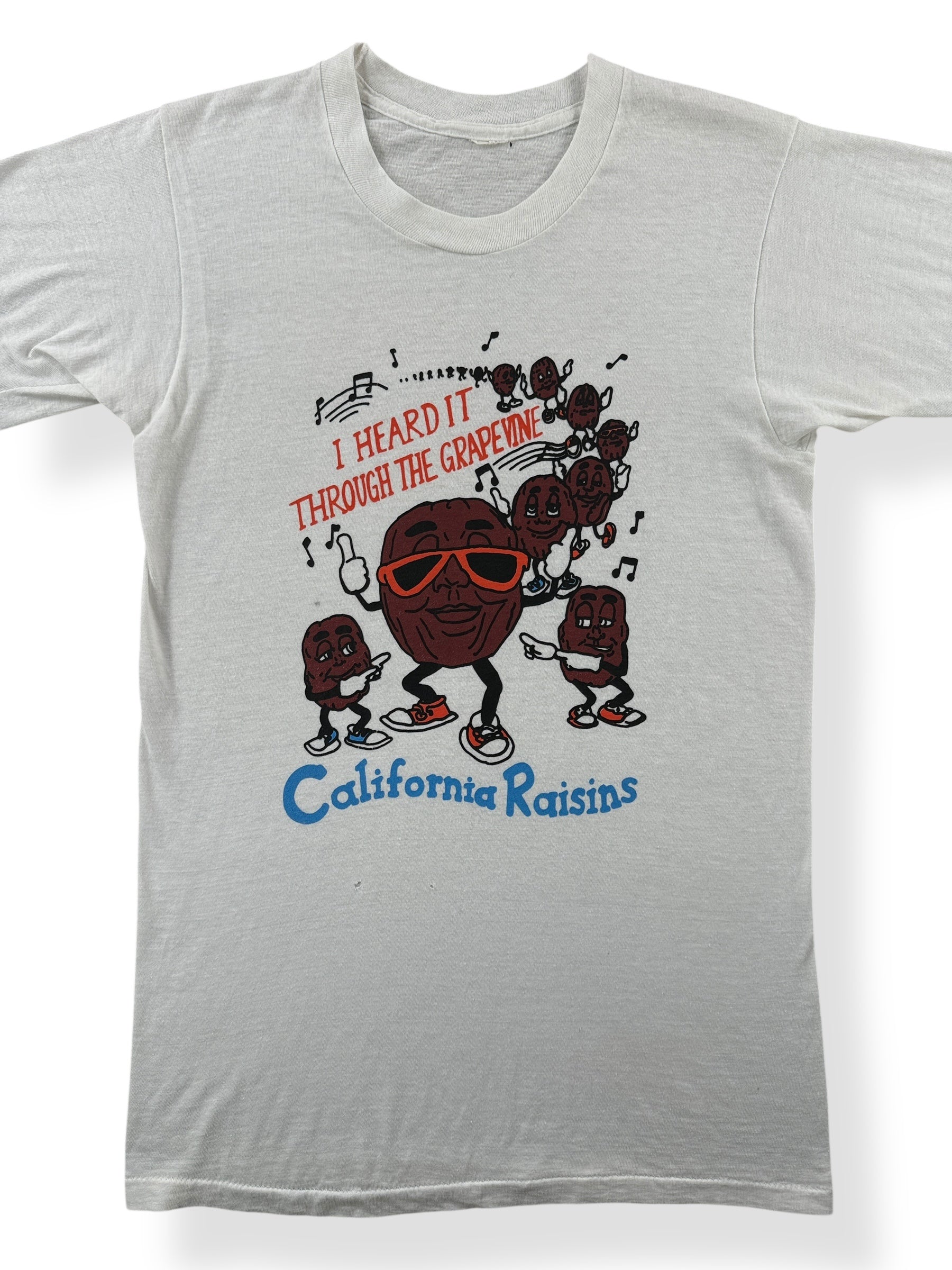 Front Close Up of Vintage California Raisins Tee SZ XS