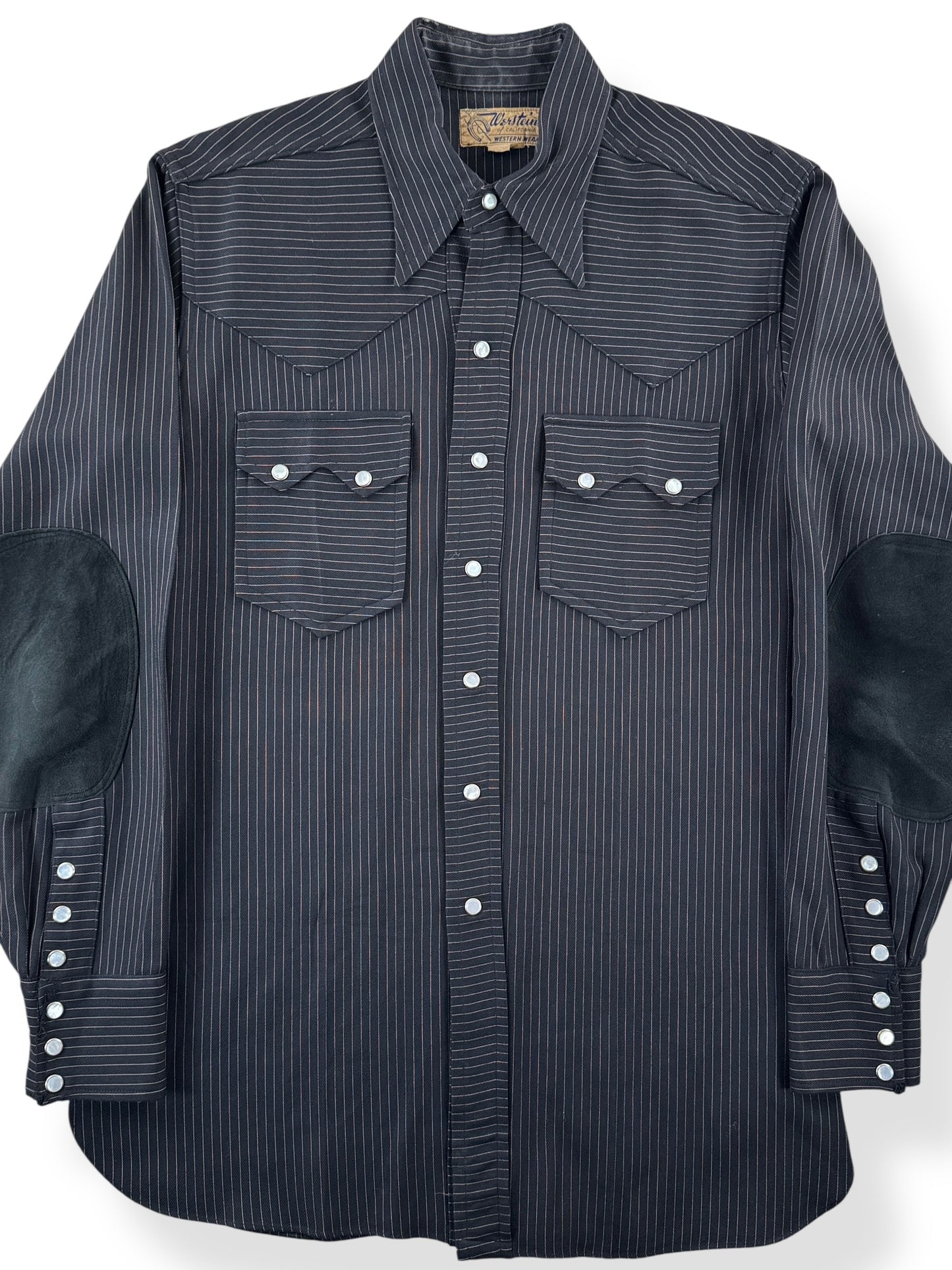Front Close Up of Vintage 40s Wersteins of California Sawtooth Pearlsnap Shirt SZ 15-35 (Fits S)