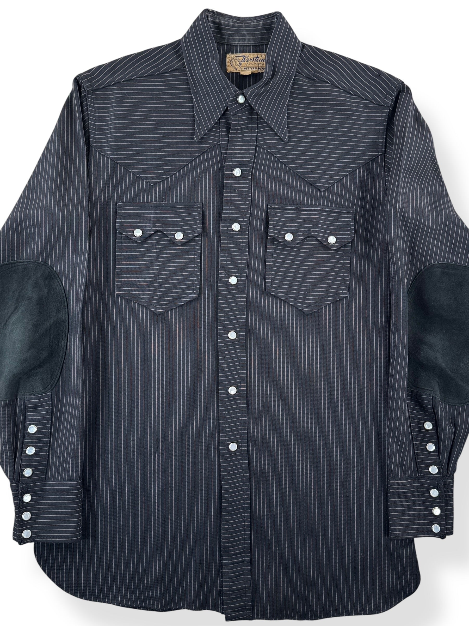 Front Close Up of Vintage 40s Wersteins of California Sawtooth Pearlsnap Shirt SZ 15-35 (Fits S)