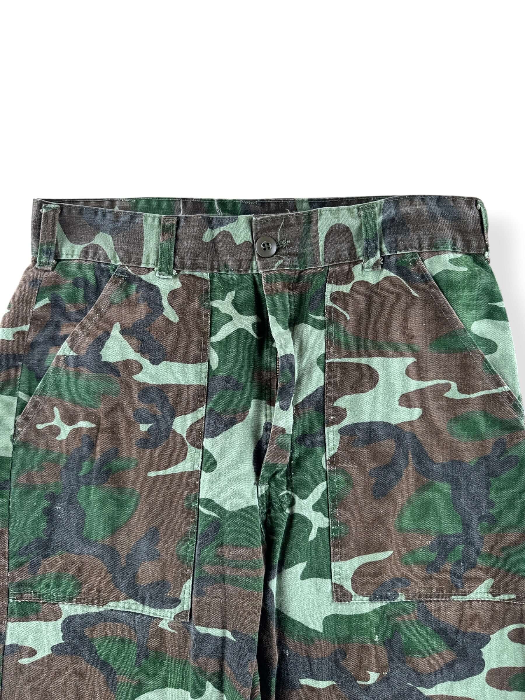 Waist on Vintage Camo Patch Pocket Pants W32 - AS IS