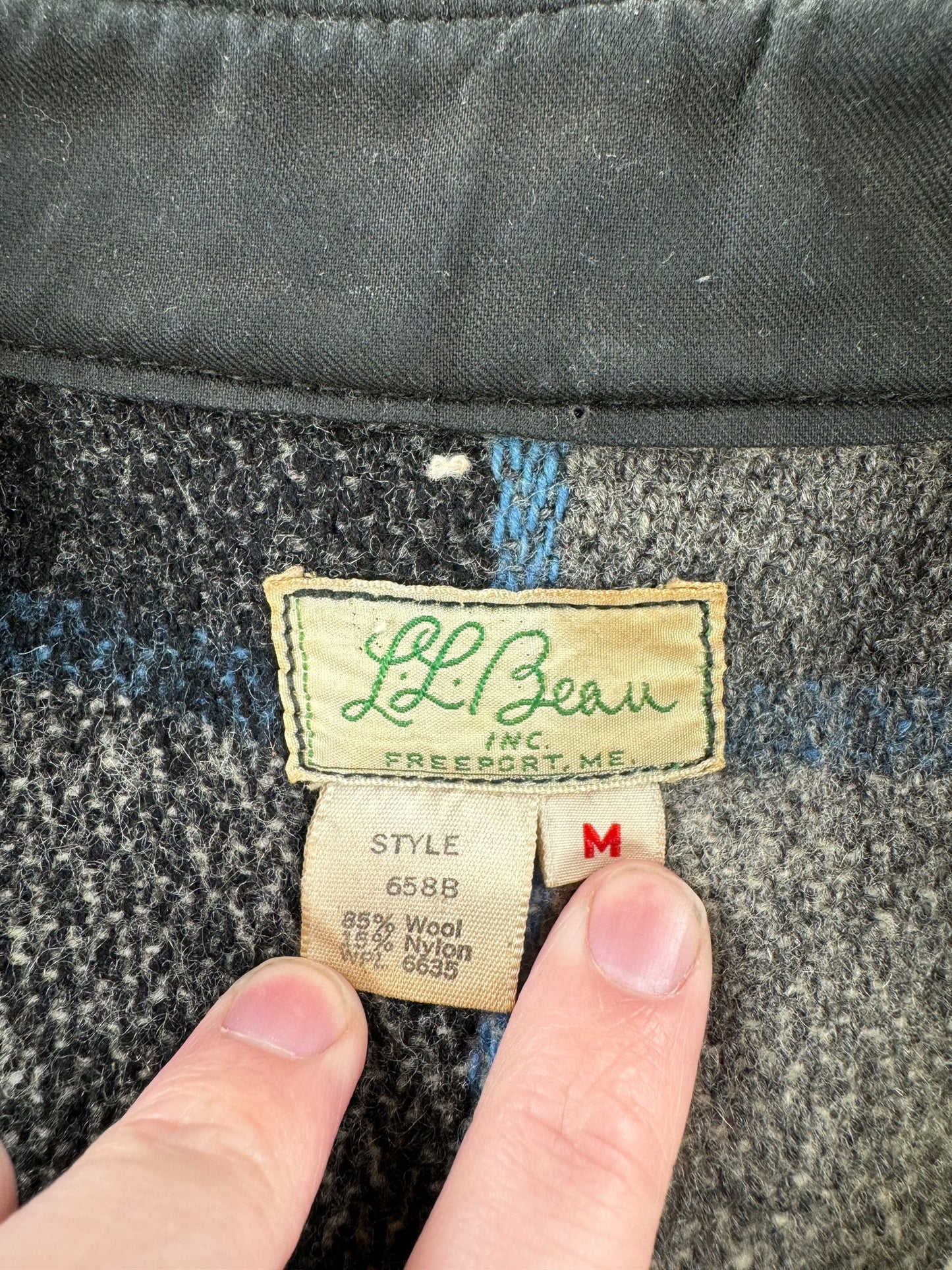 Tag on Vintage Script Era LL Bean Wool Shirt Jacket SZ M