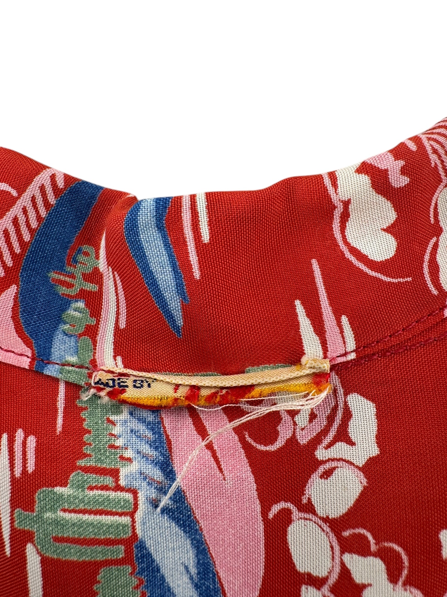 Cut Tag on Vintage Mexican Motif Ladies Aloha Shirt SZ M