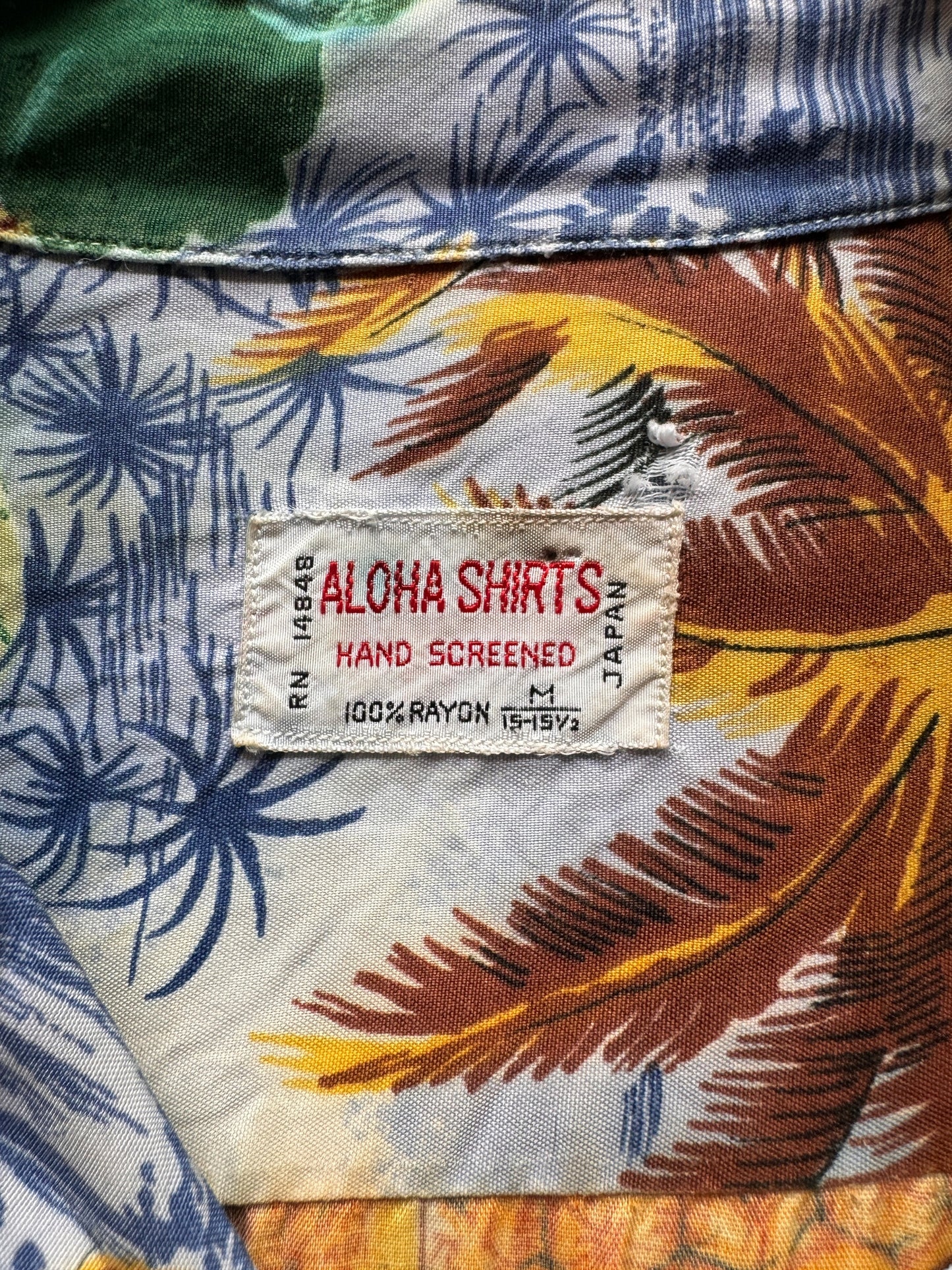 tag on Vintage Made in Japan Hand Screened Aloha Shirt SZ M