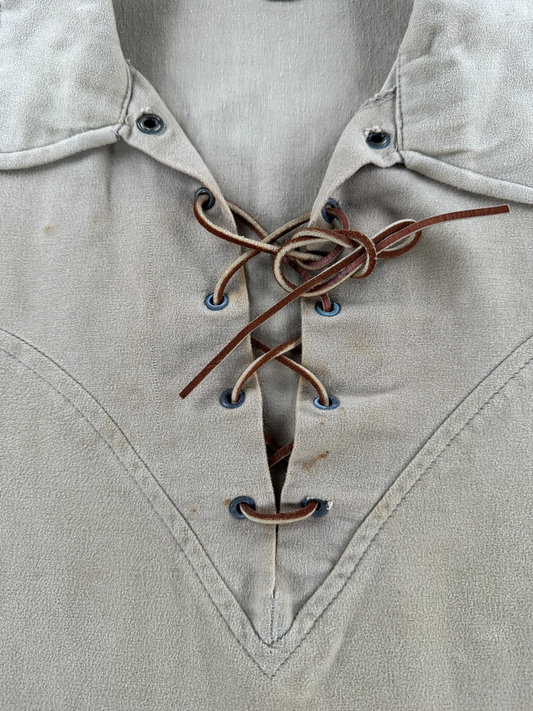 Leather Tie on Vintage 50s Peters Whaler Shirt SZ M