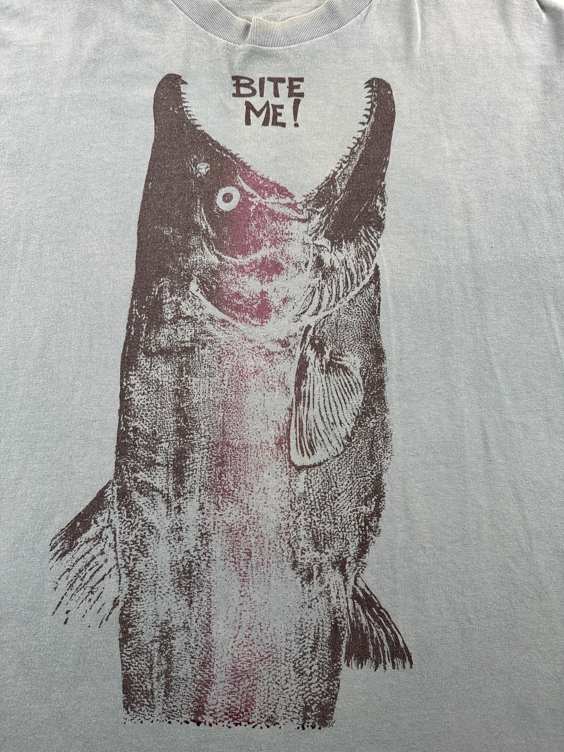 Graphic of Vintage Bite Me Fish Tee SZ XL