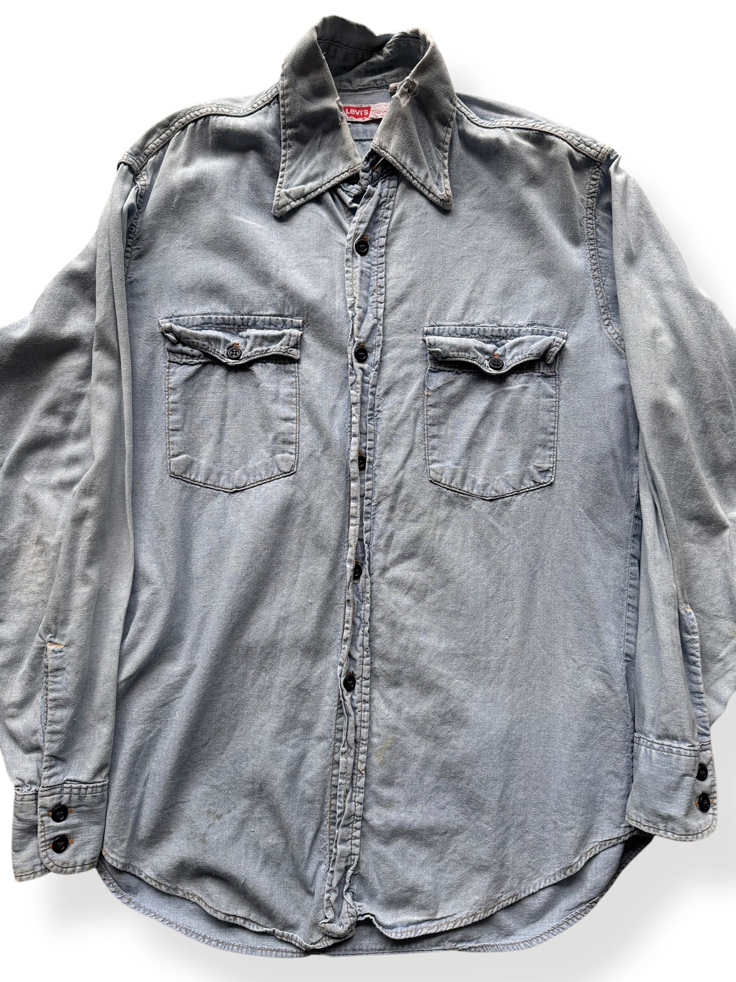 Front Close Up of 70s Levis Chambray SZ M