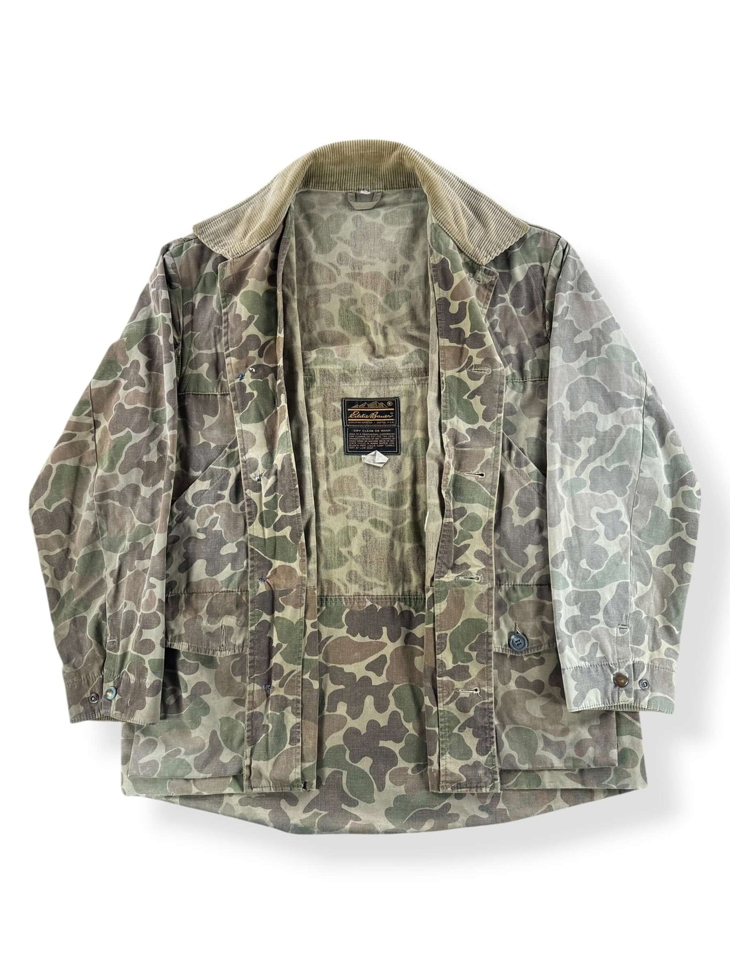 Inside of Vintage 80s Eddie Bauer Camo Hunting Jacket SZ XL