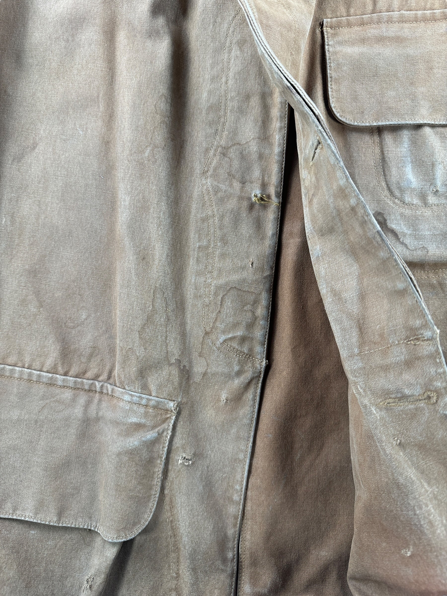 Missing Buttons on Vintage 20s Era Pakbak Hunting Jacket SZ 50