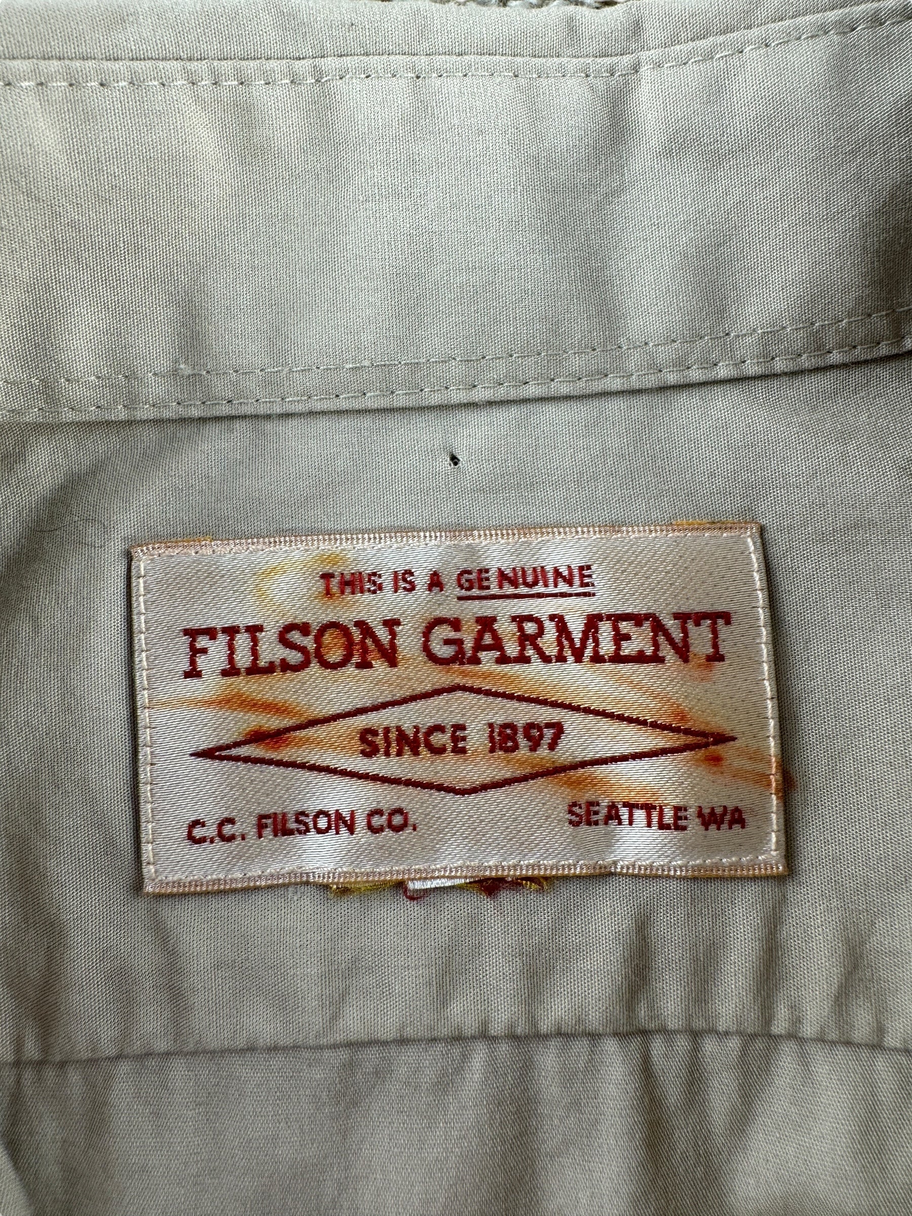Label on Filson Featherweight Shirt SZ M