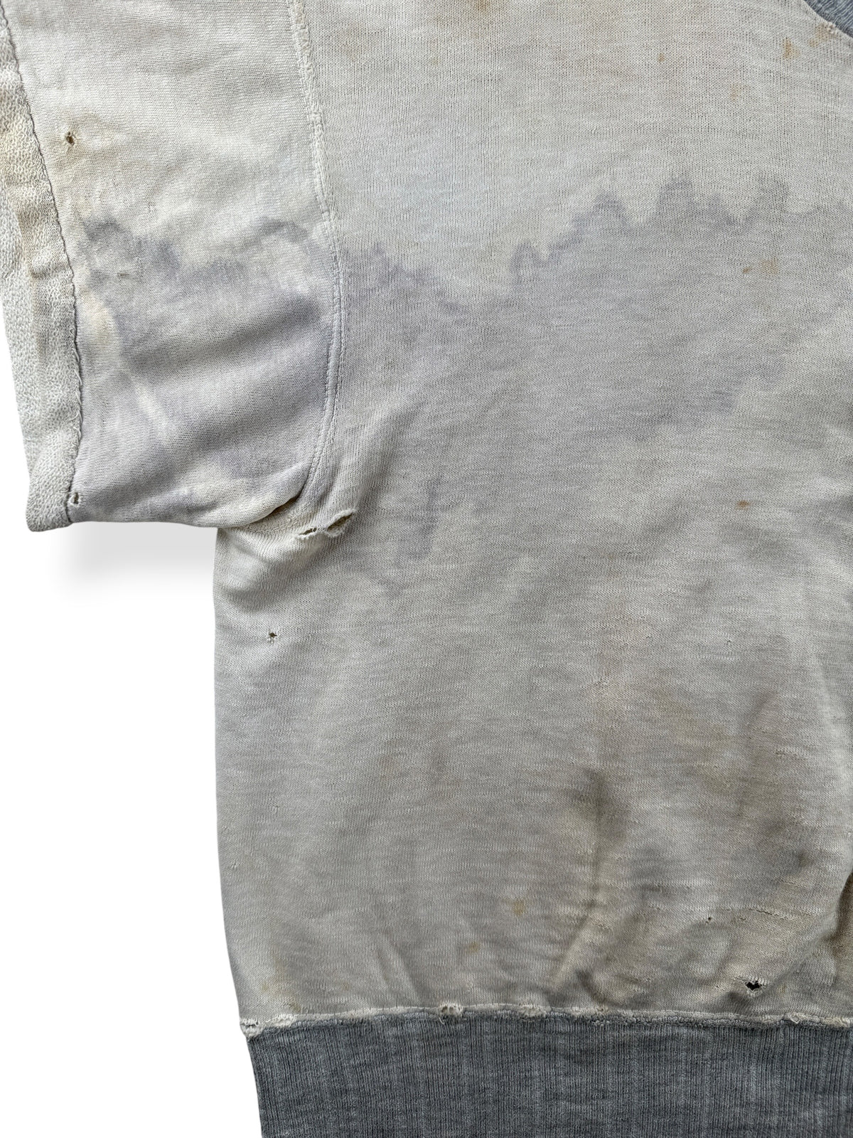 Staining on front of Vintage Thrashed 1940s Quarterzip Sweatshirt SZ L