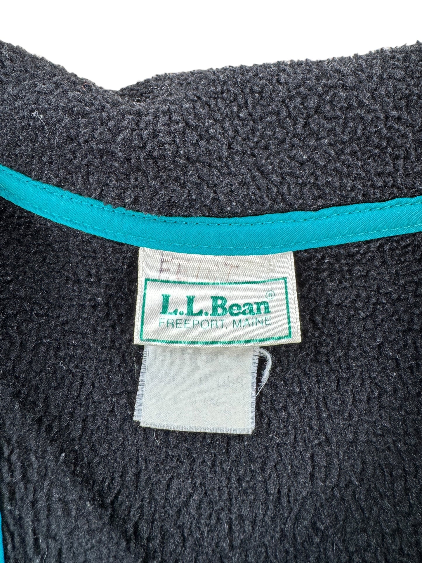 Label on Vintage L.L. Bean Fleece Jacket SZ M