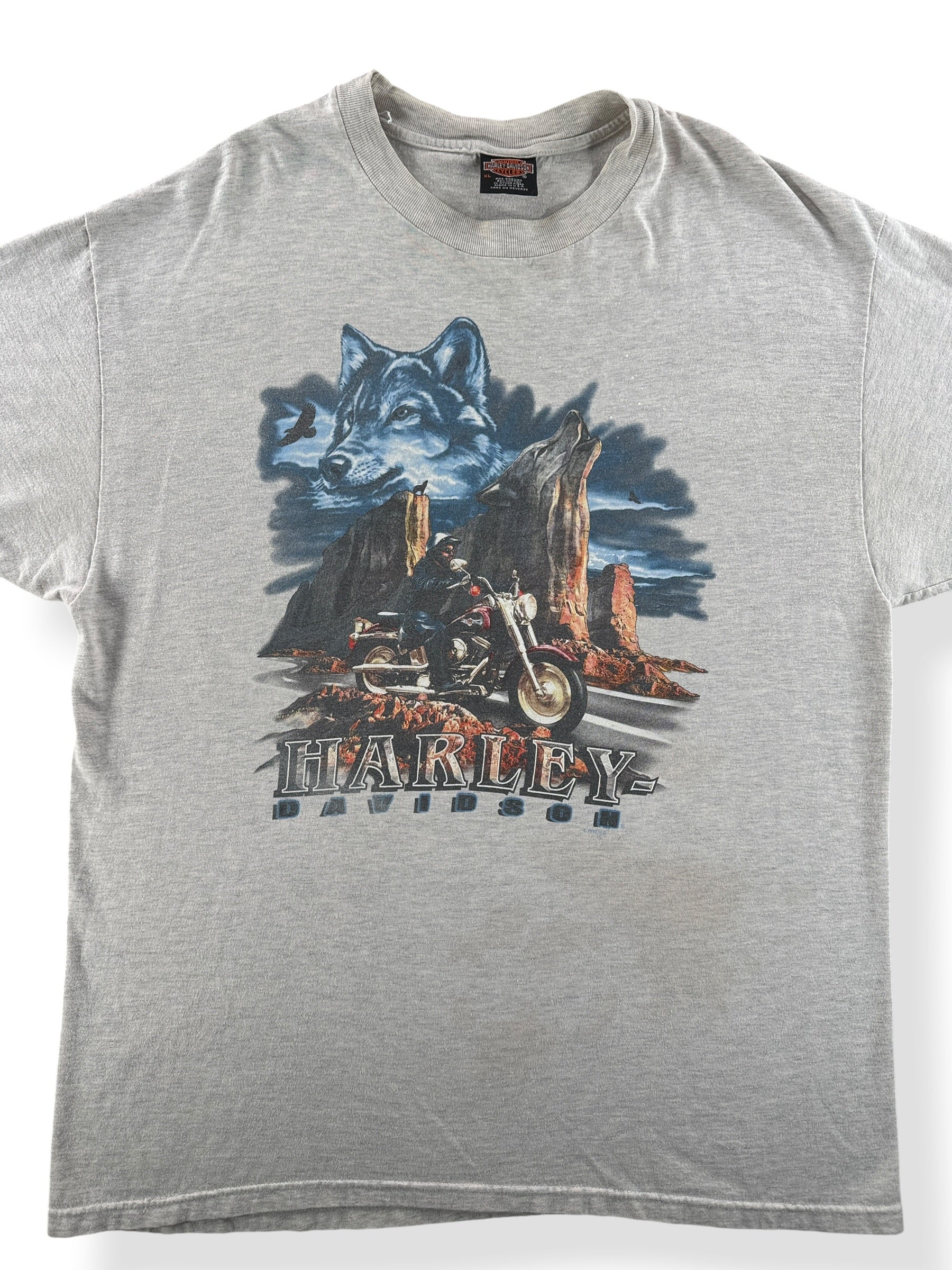 Front Close Up of Vintage Downtown Seattle Harley Davidson Tee SZ XL
