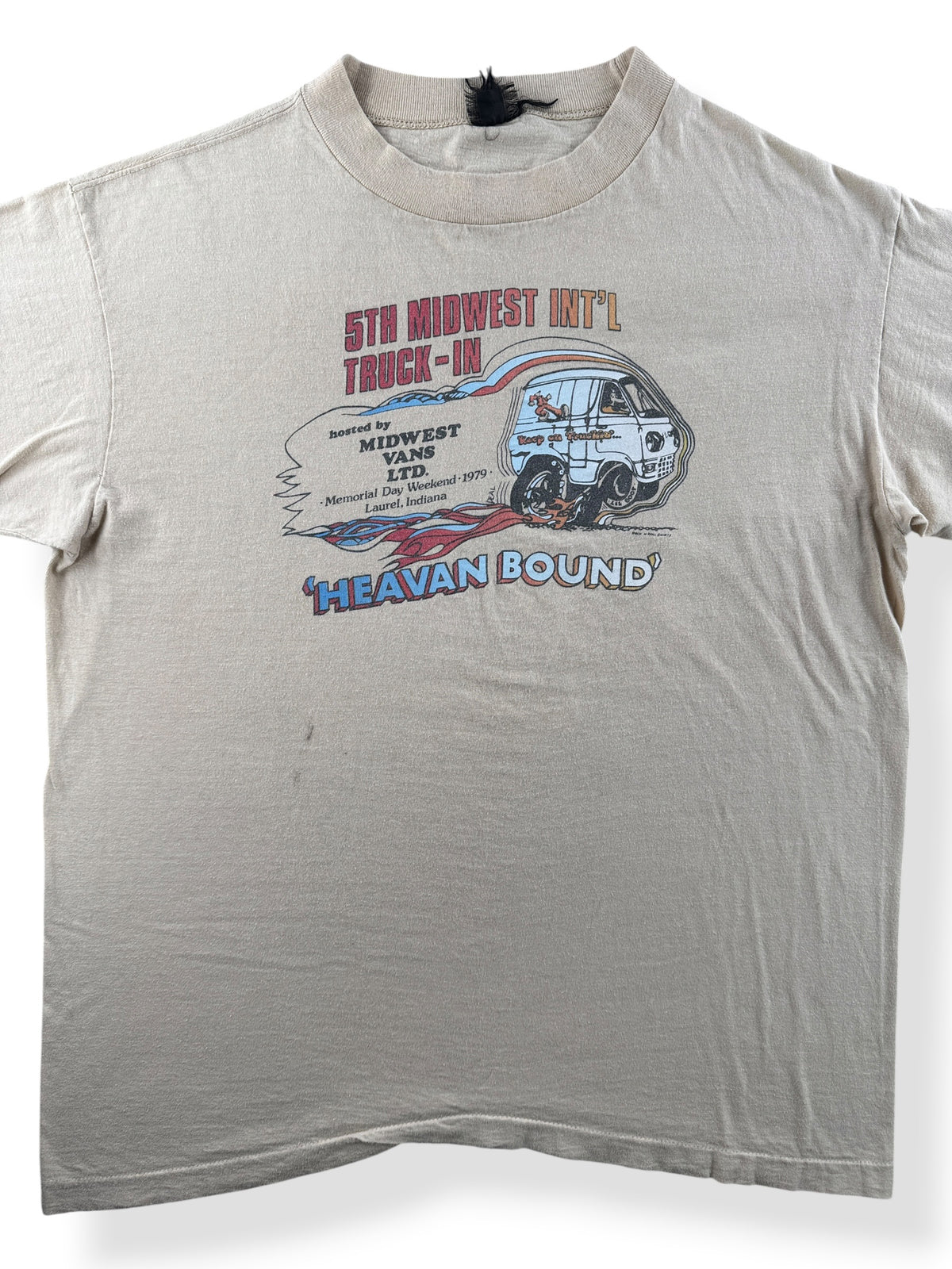 Close-up of Vintage 79’ Keep On Truckin’ Truck/Van Tee SZ L