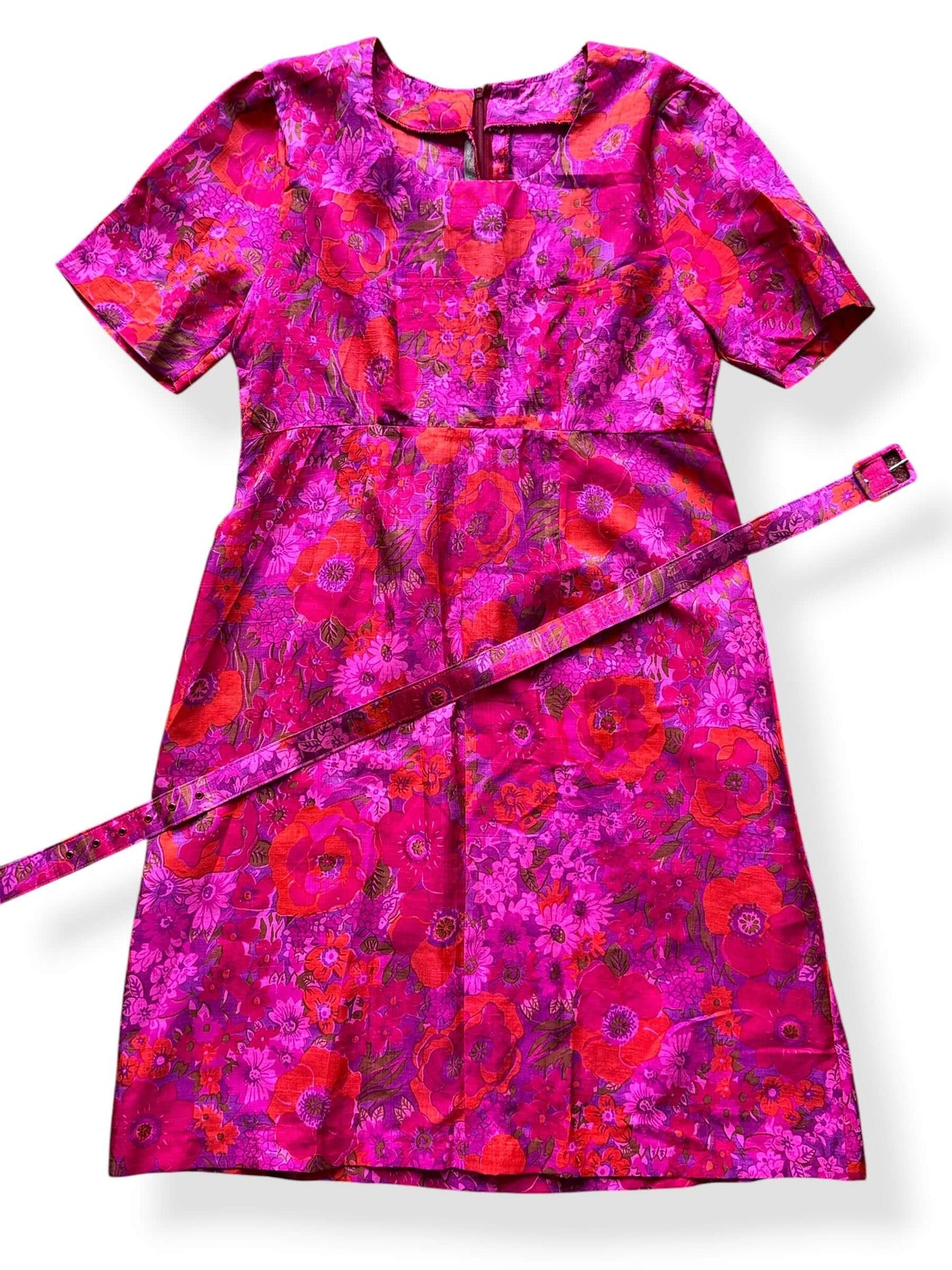 Close up of Vintage 1960s Pink Floral Silk Dress