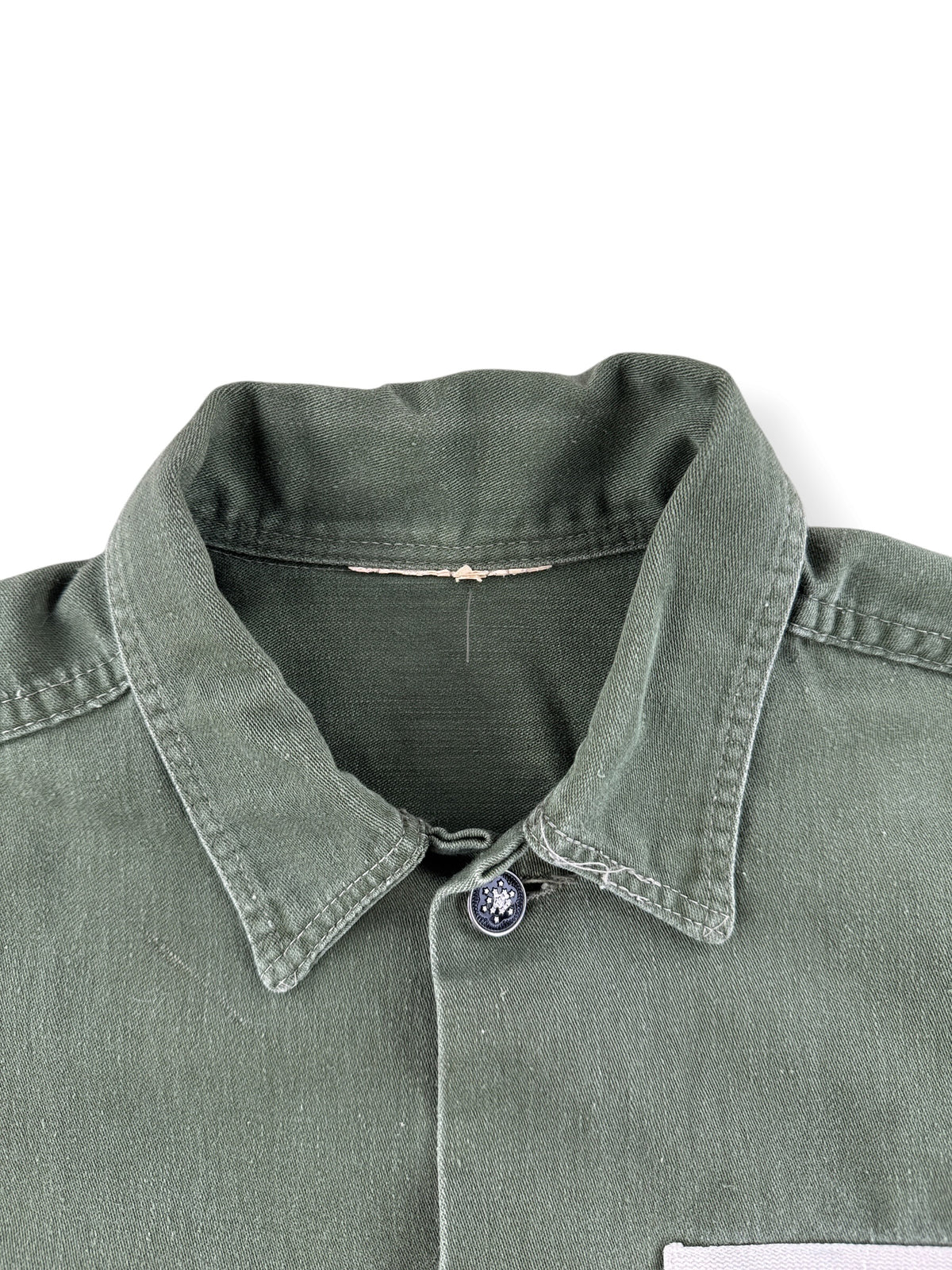 Collar on Vintage 13 Star Button Fatigue Shirt SZ S