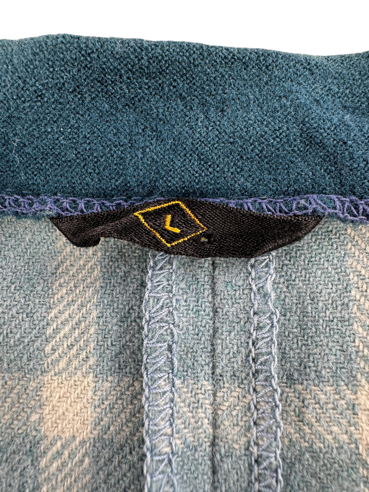 Size tag on Vintage Pendleton Wool Cardigan SZ L