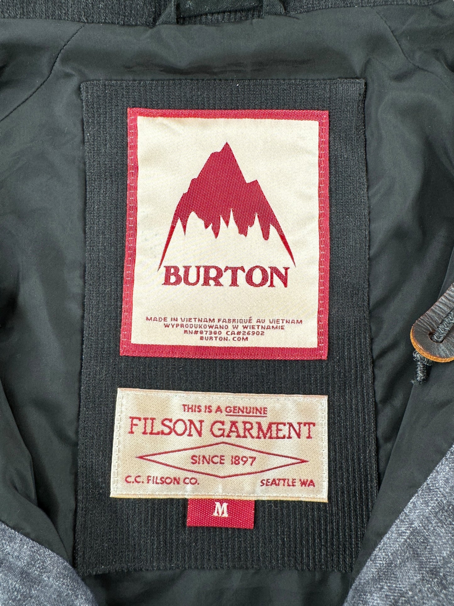 Label on Filson x Burton Hellbrook Jacket SZ M