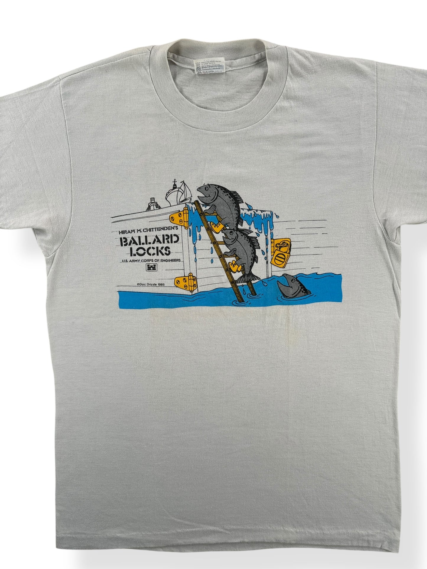 Front Close Up of Vintage Ballard Locks Tee SZ M