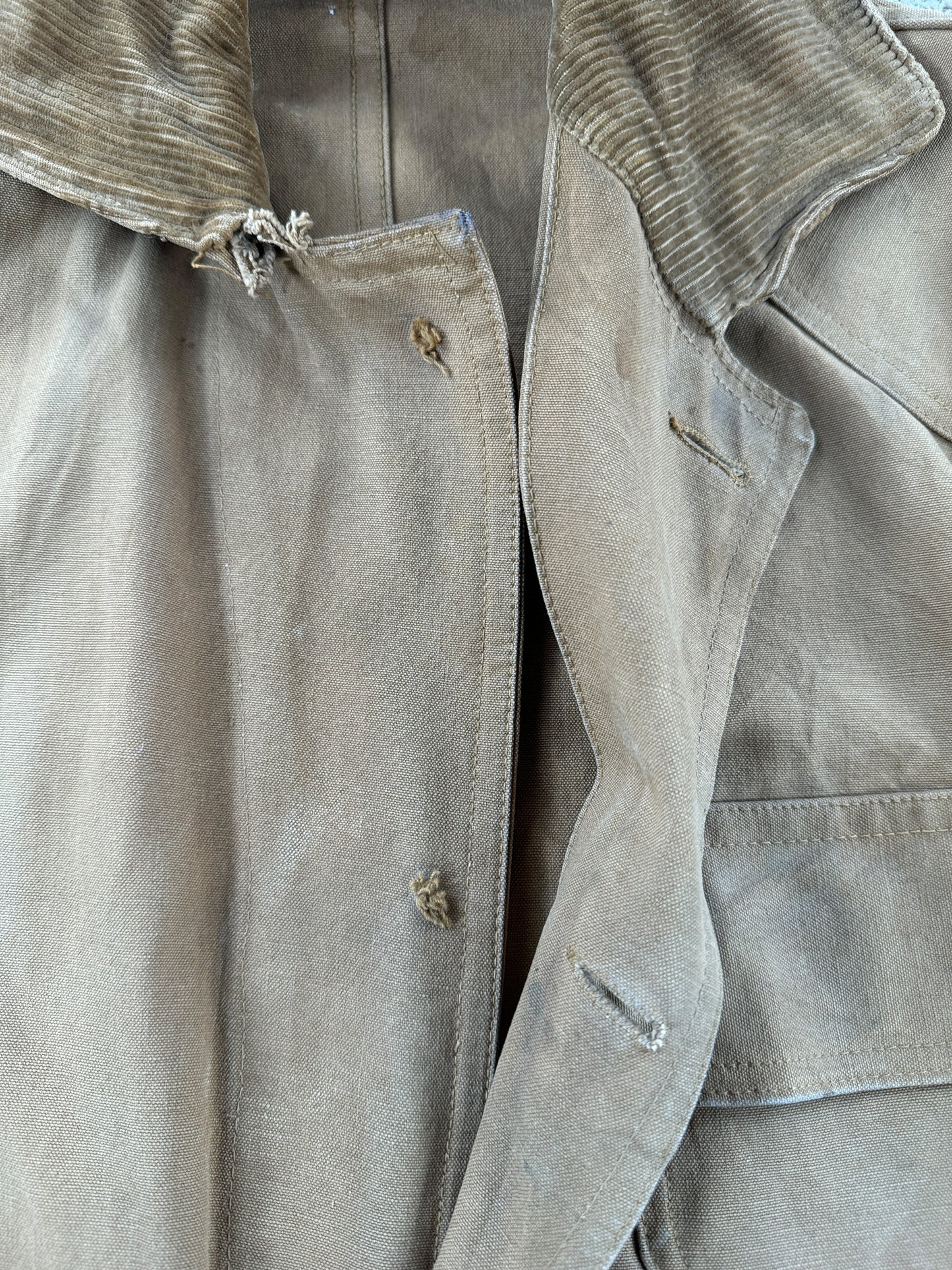 Missing Buttons on Vintage Hunting Jacket SZ L AS IS