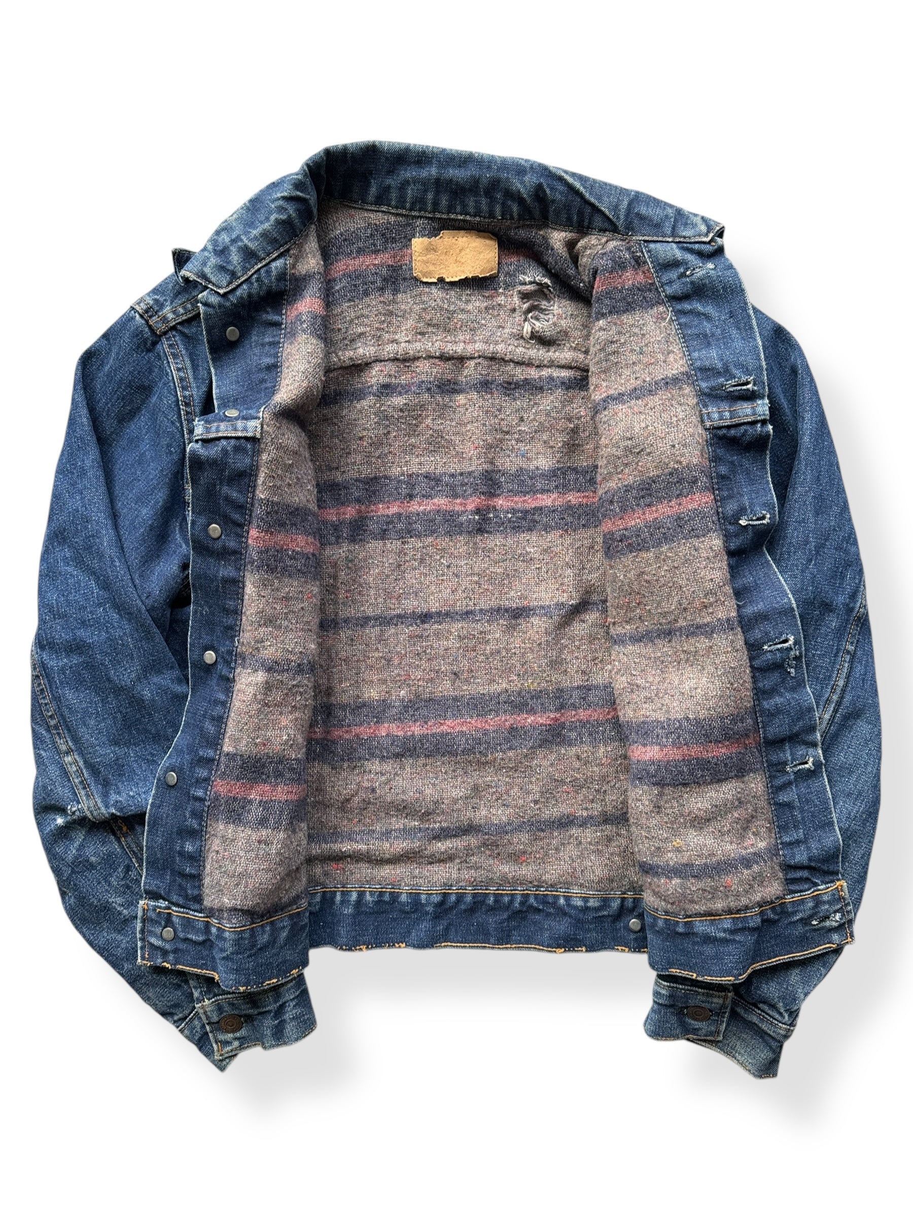 Inside of Vintage Big "E" Levis Blanket Lined Type III Trucker Jacket SZ M AS IS