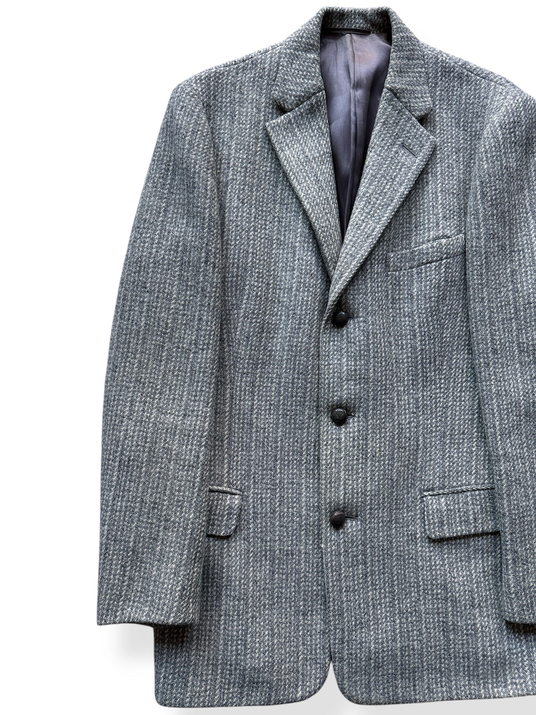 Front Right of Vintage Harris Tweed Jacket SZ S