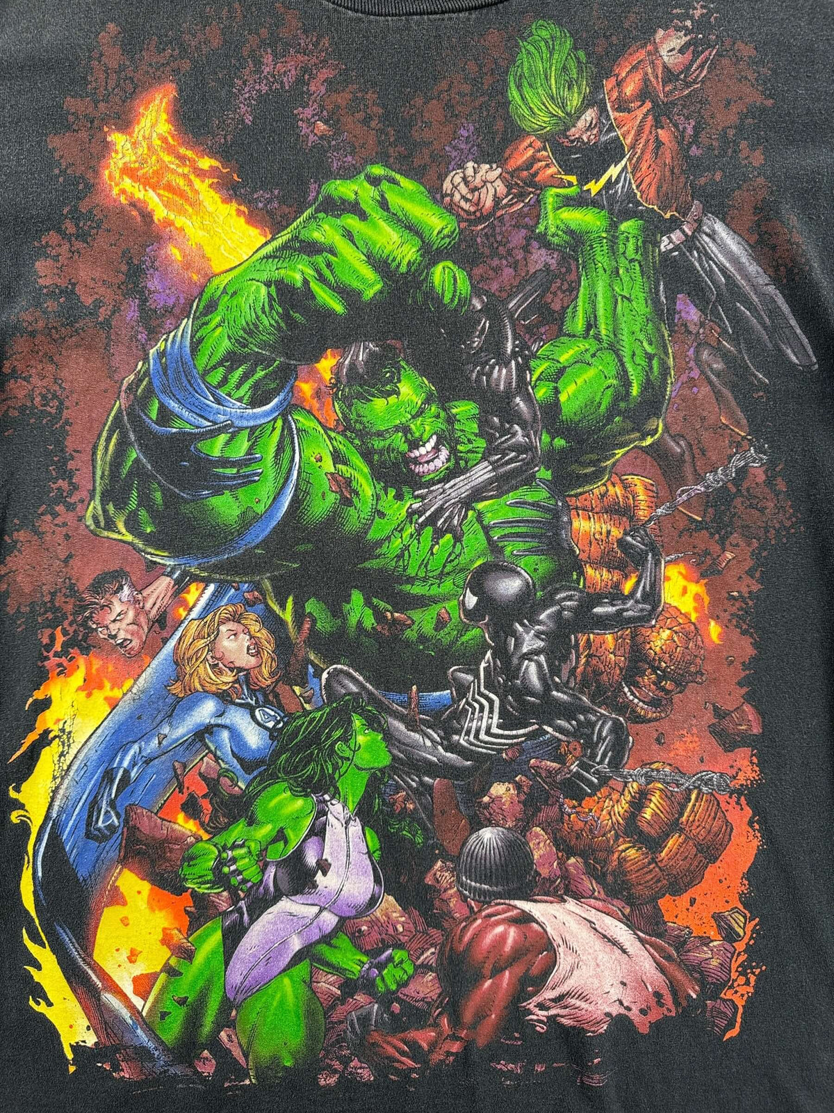 Front graphic on Vintage Marvel Hulk Tee SZ M