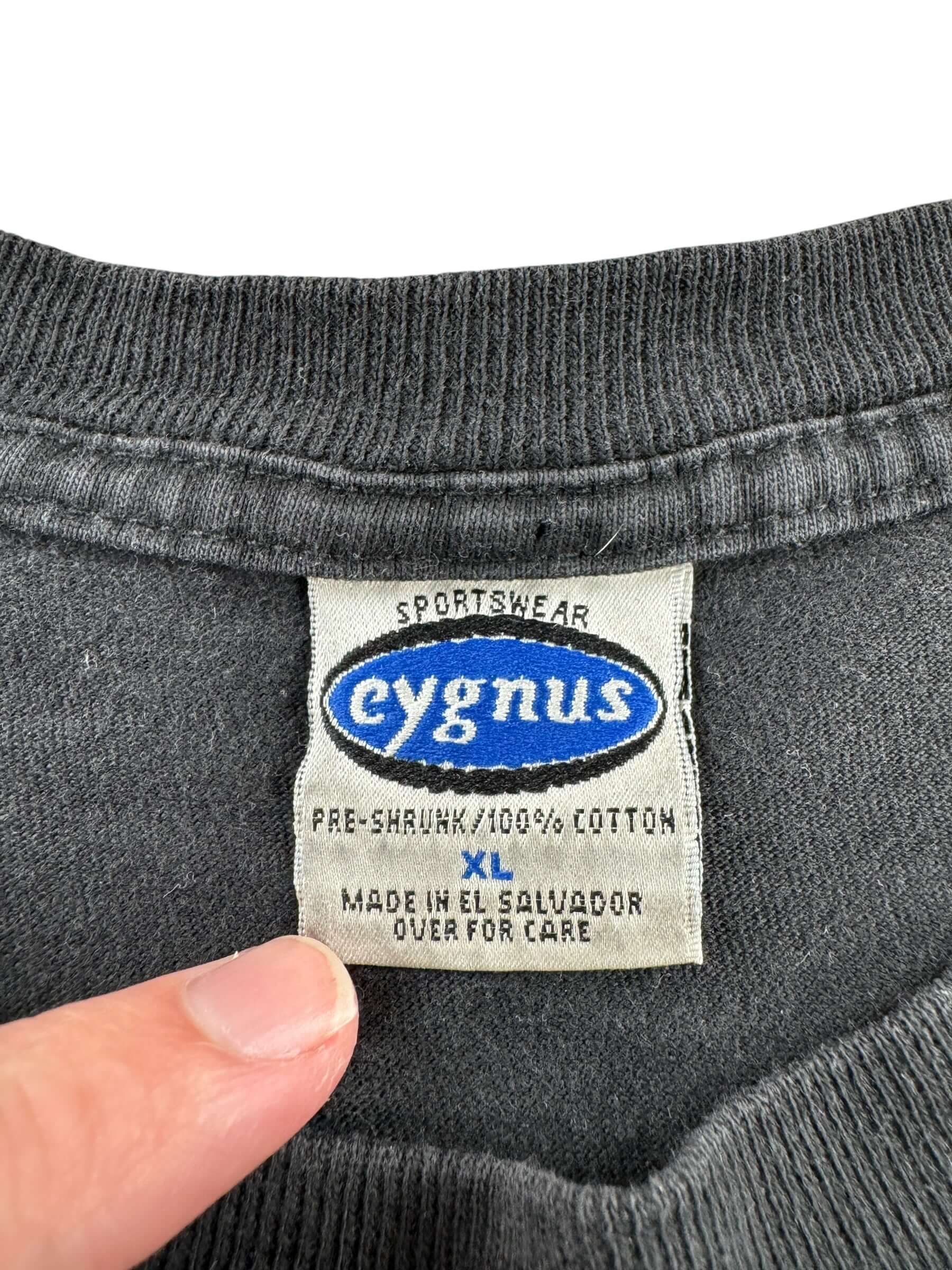 Tag on Vintage 2001 Yes Magnification Tour Tee SZ XL