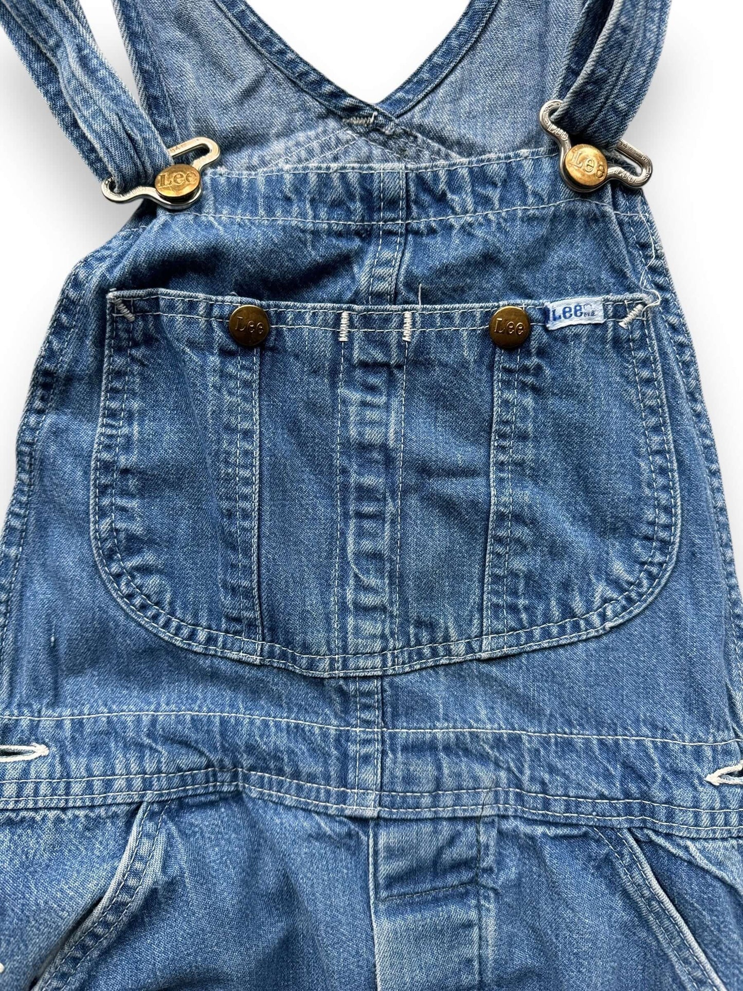 front pockets on Vintage Lee Denim Overalls W26