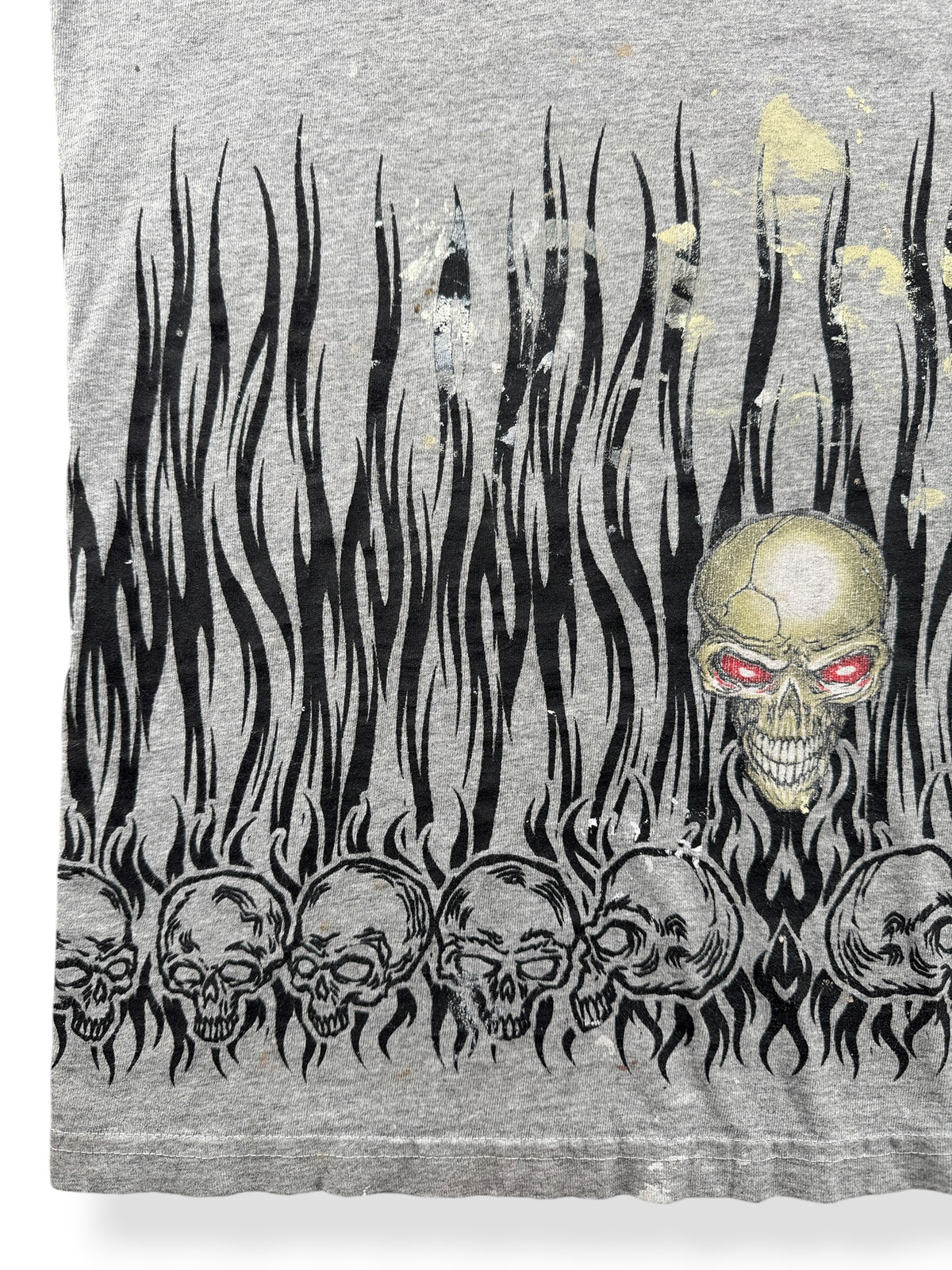 Front graphic on Vintage JNCO Skull Tee SZ L