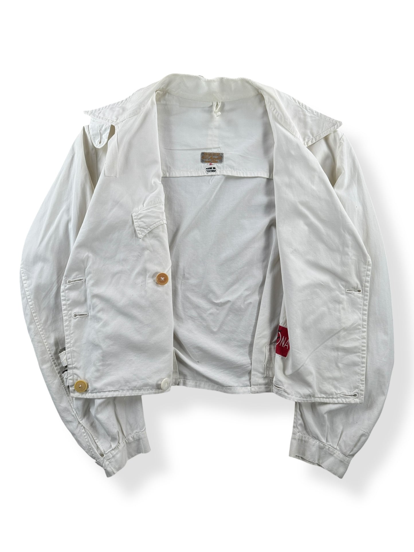 Inside of Vintage 50s White Ski Jacket SZ 42 (Fits S)