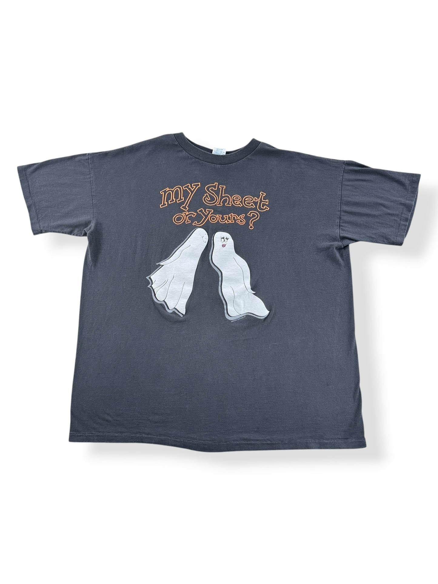 Front of Vintage My Sheet or Yours Halloween Tee SZ XL