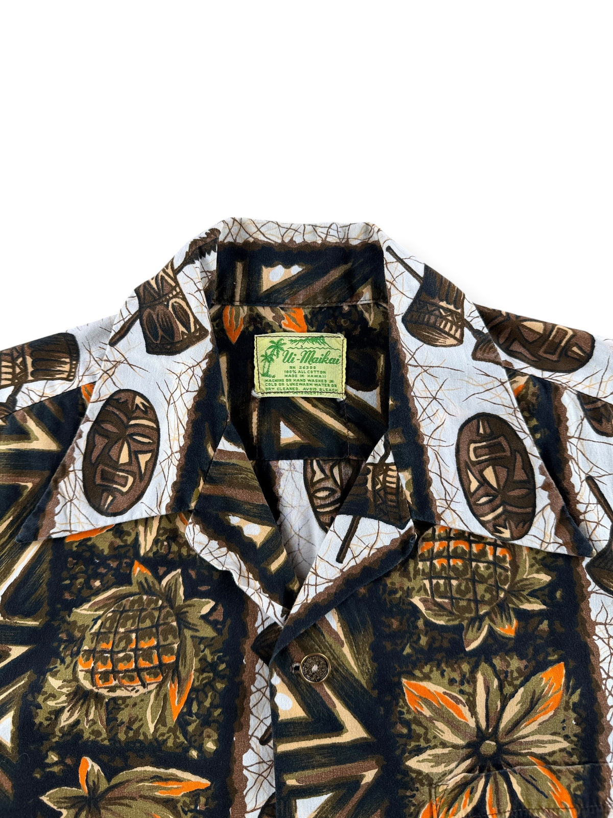 Collar on Vintage Ui-MaiKai Cotton Aloha Shirt SZ L