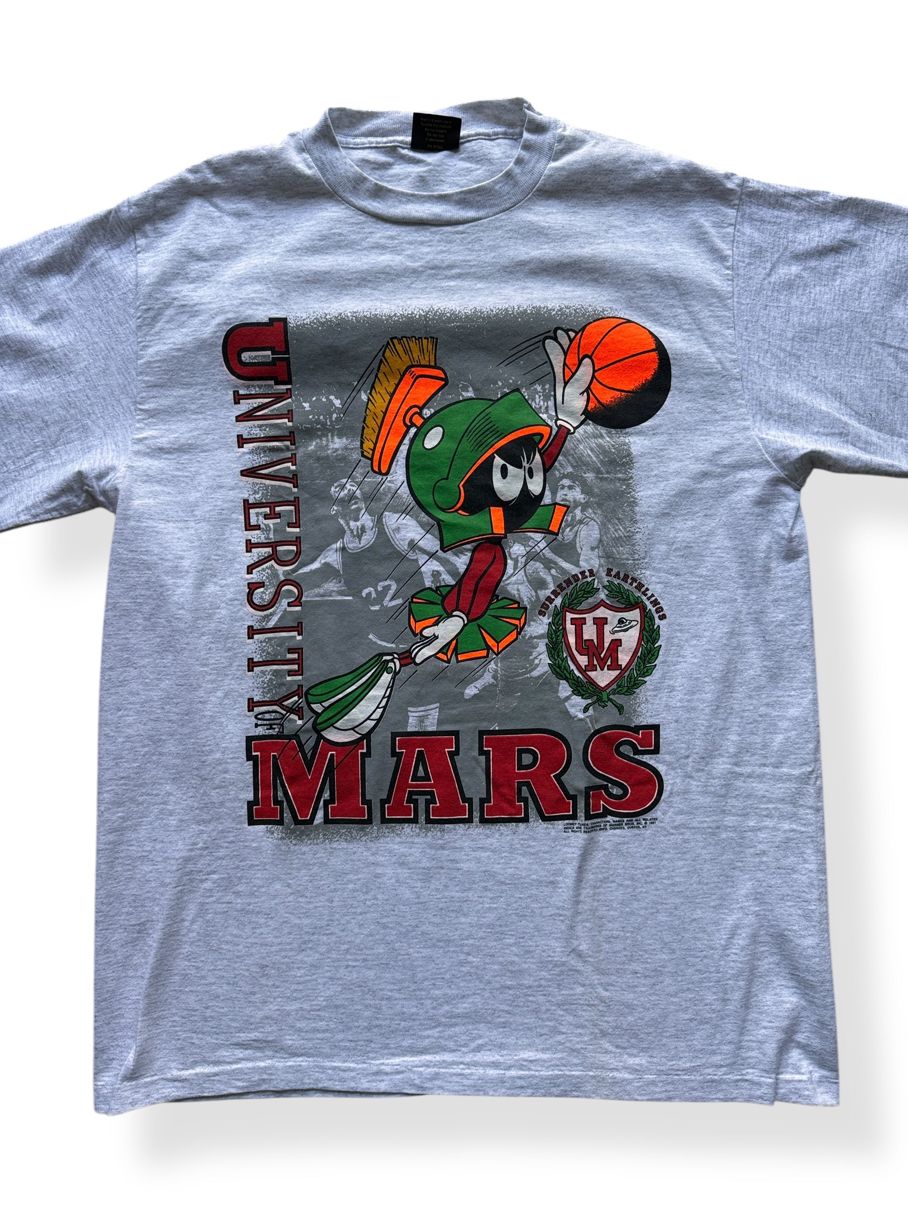 Front Close Up of Vintage Marvin the Martian University of Mars Tee SZ XL