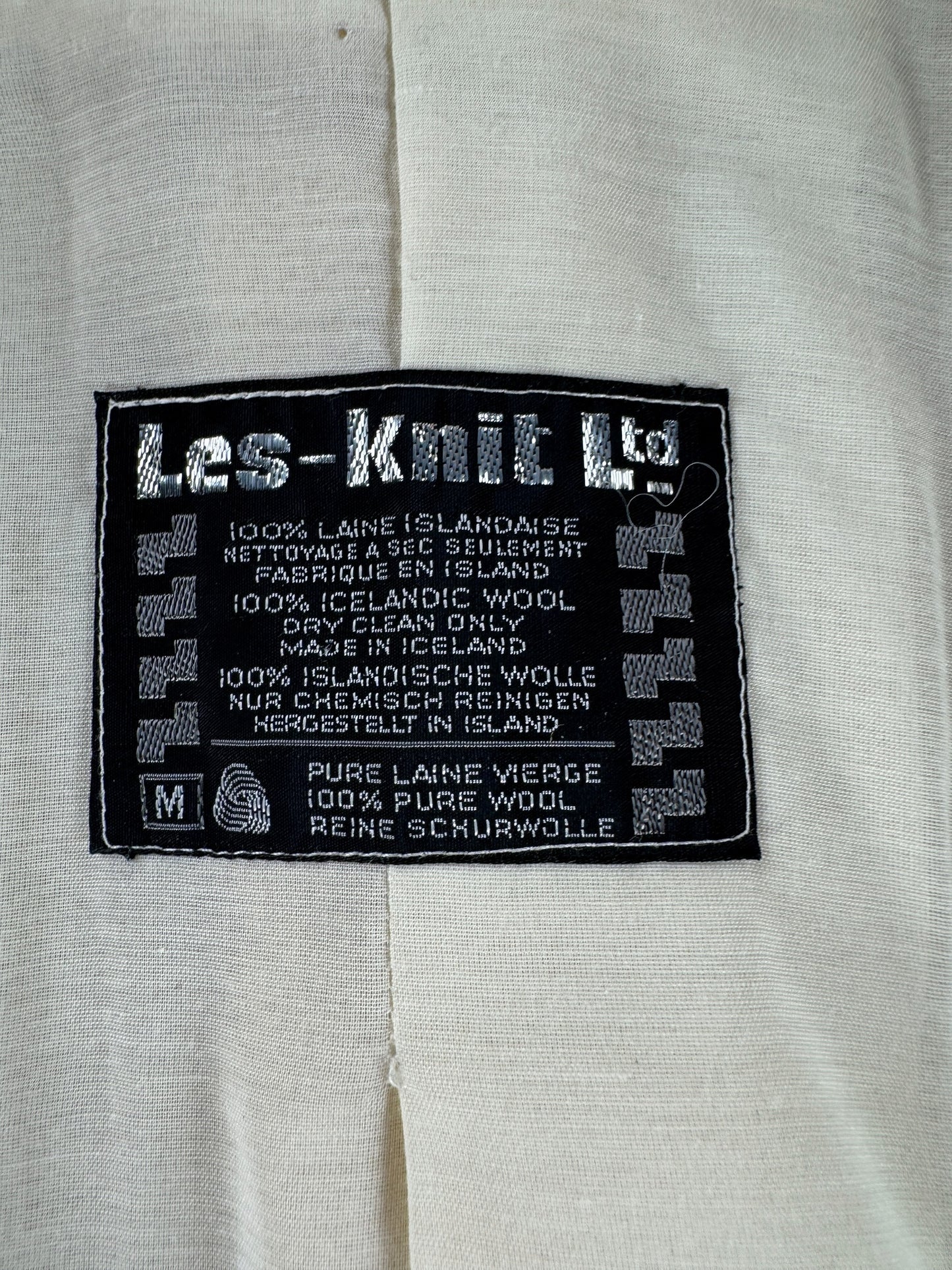 Label on Vintage Icelandic Wool Zip Up Sweater SZ M