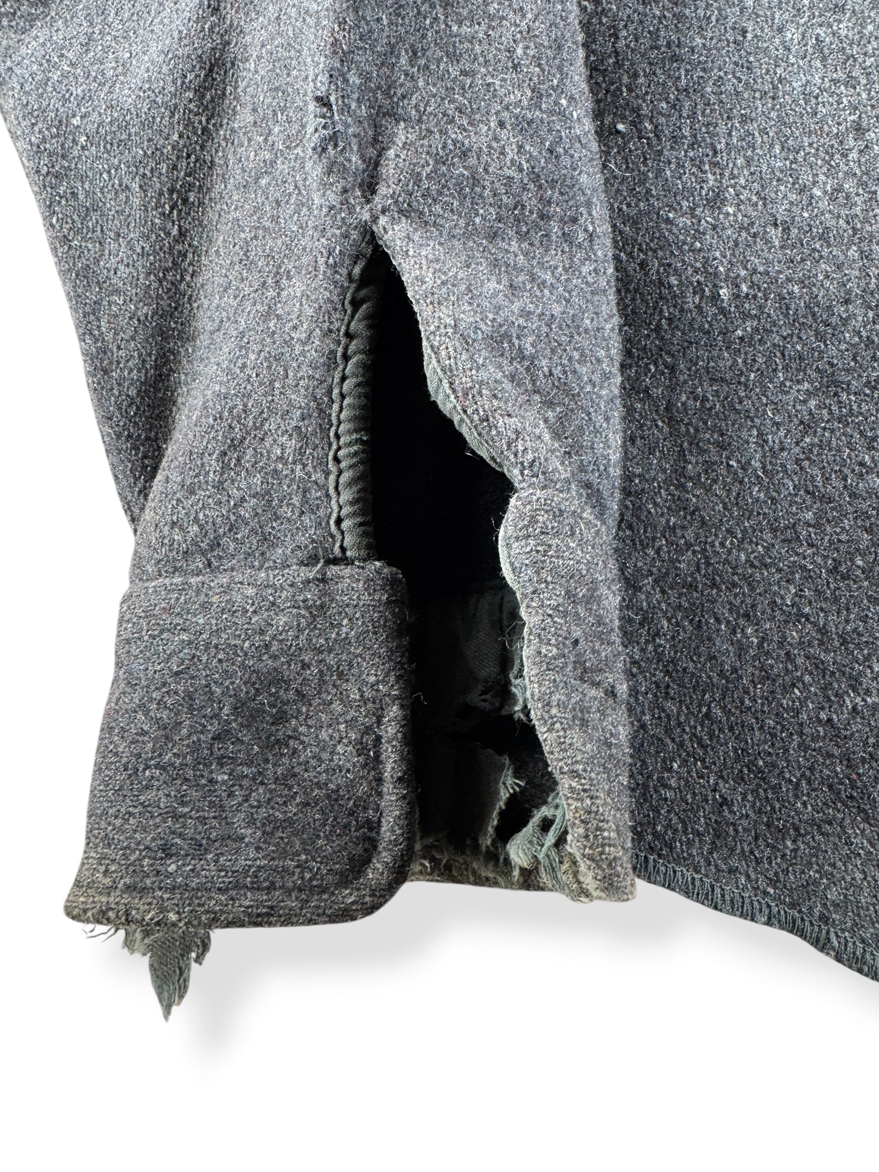 Missing Button on Vintage 30s/40s Heavy Wool Shirt-Jac SZ M - AS IS