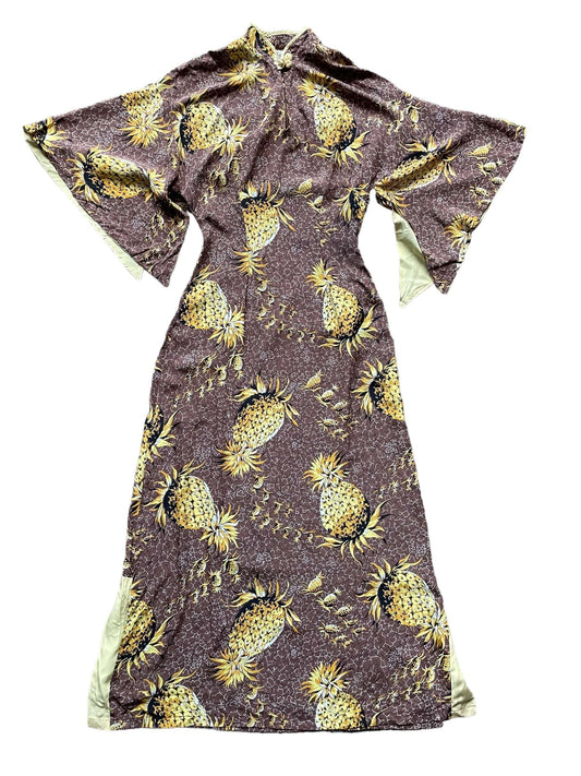 Full front view of 1940s Malihini Rayon Pineapple Dress XS-S