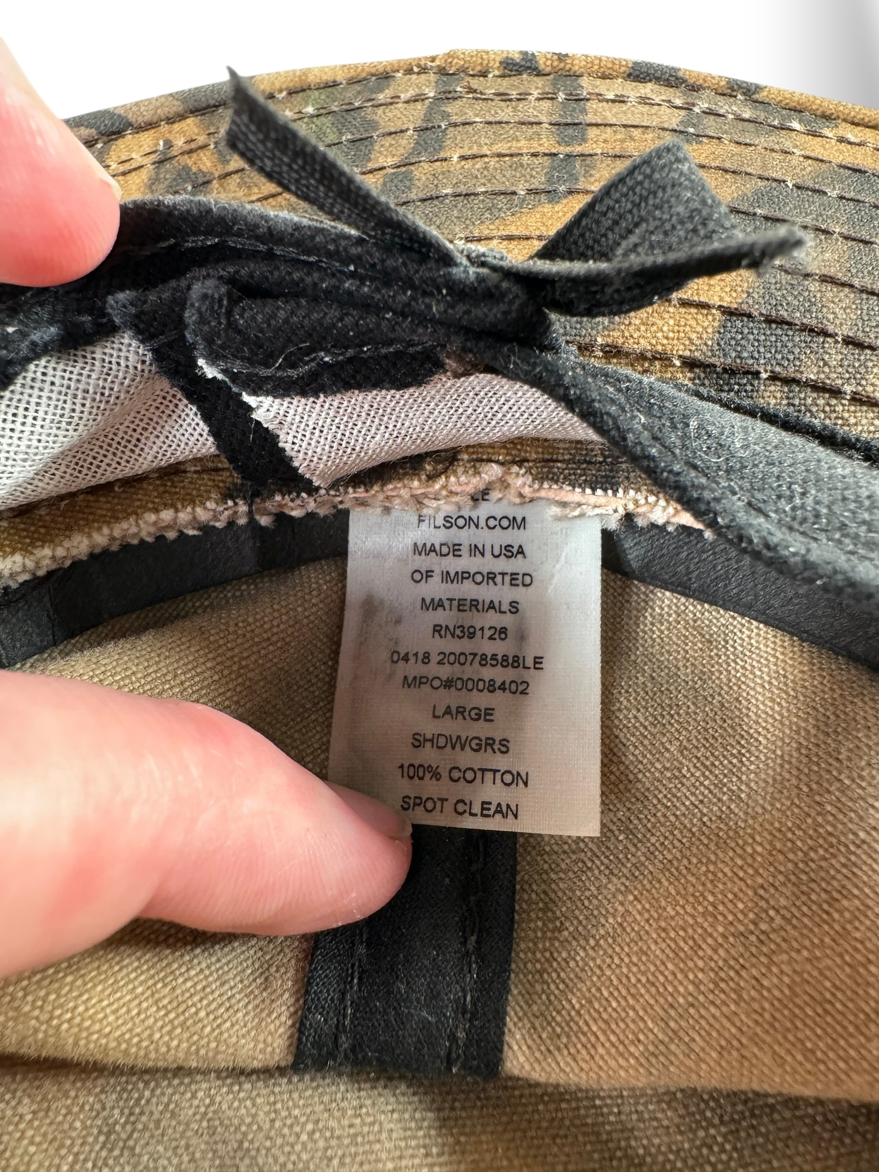 Tag on Modern Filson Mossy Oak Tin Cloth Hat SZ L