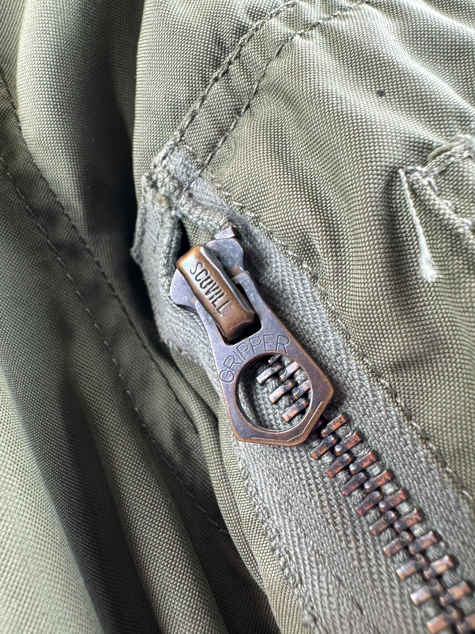 Zipper on Vintage Repaired N-3B Parka SZ L