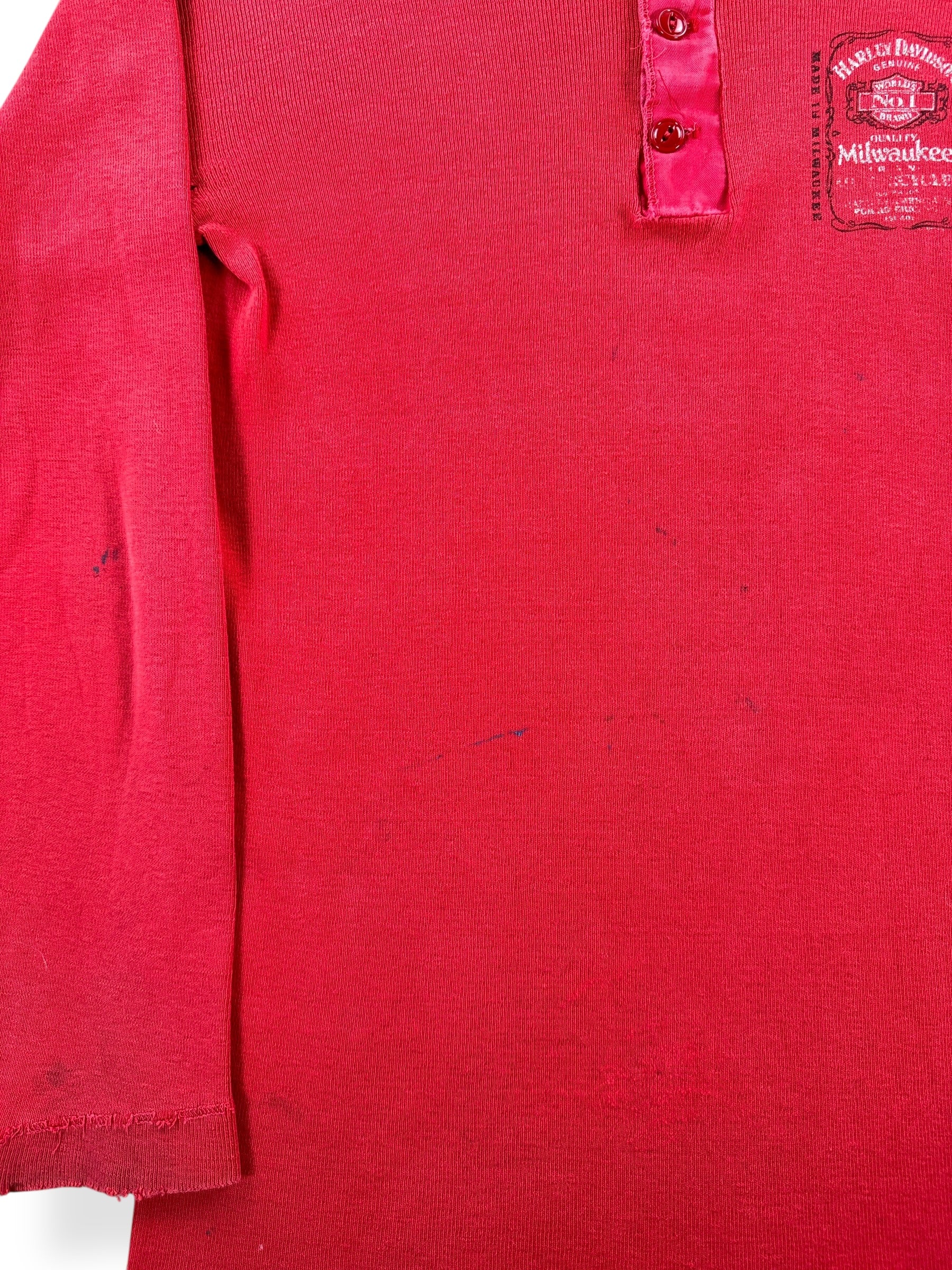 Stains on Vintage Downtown Seattle Harley Davidson Red Henley Shirt SZ S