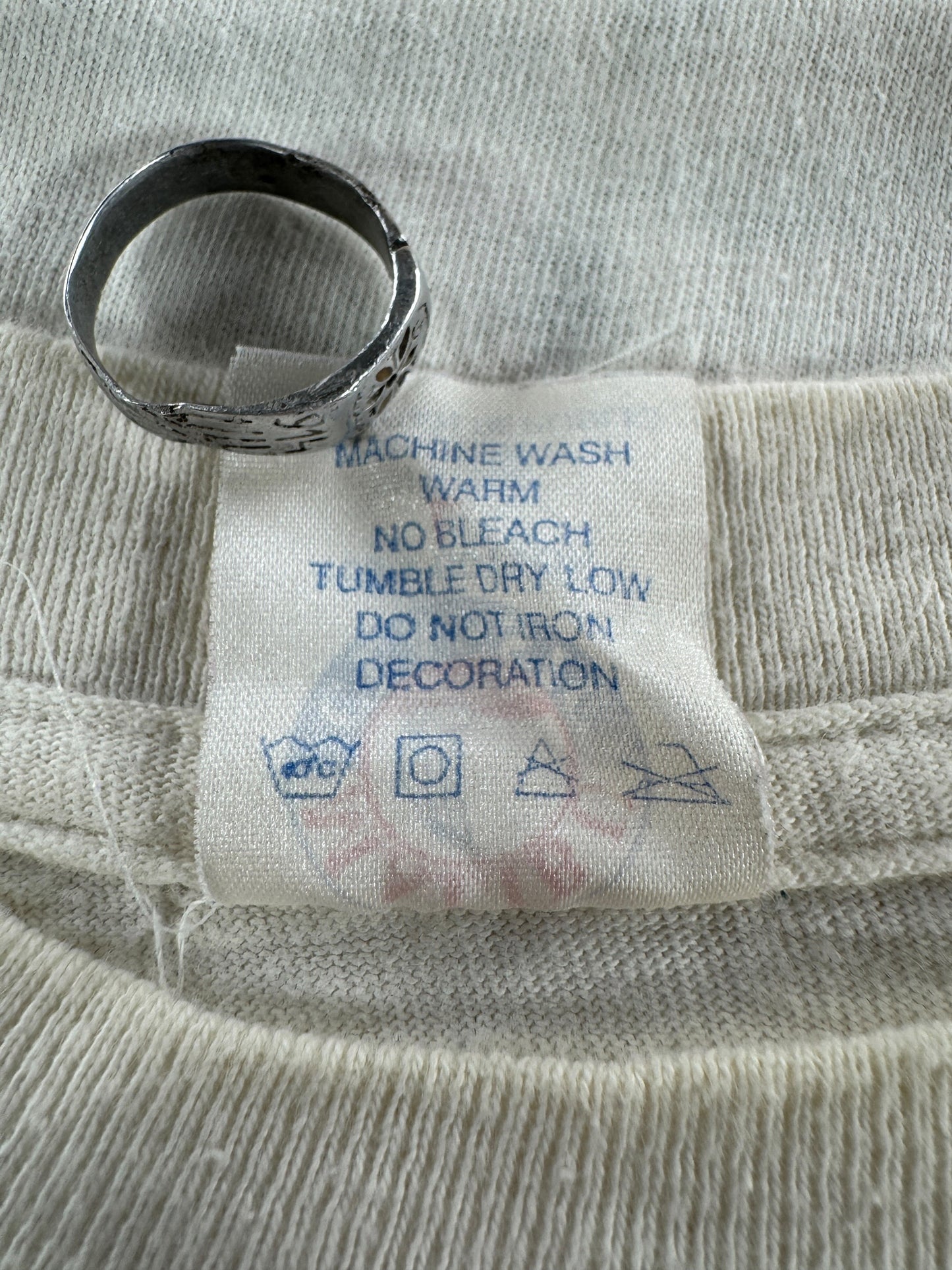 Back of tag on Vintage Ken Griffey Jr. Mariners Tee SZ L (Fits M)