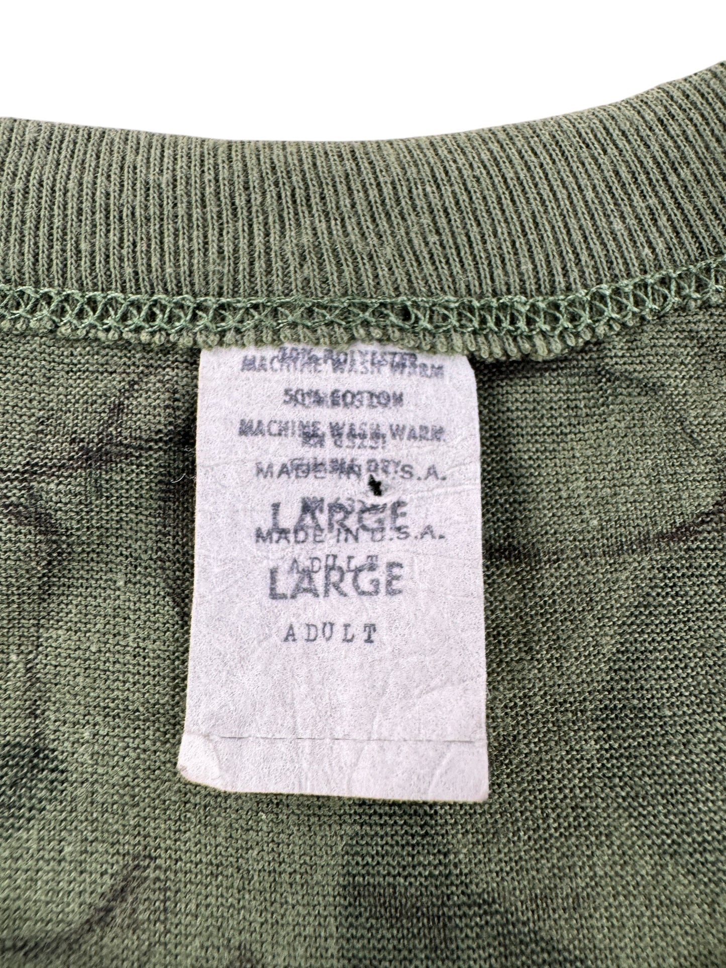 Tag on Vintage Camo Tee SZ L (Fits M)