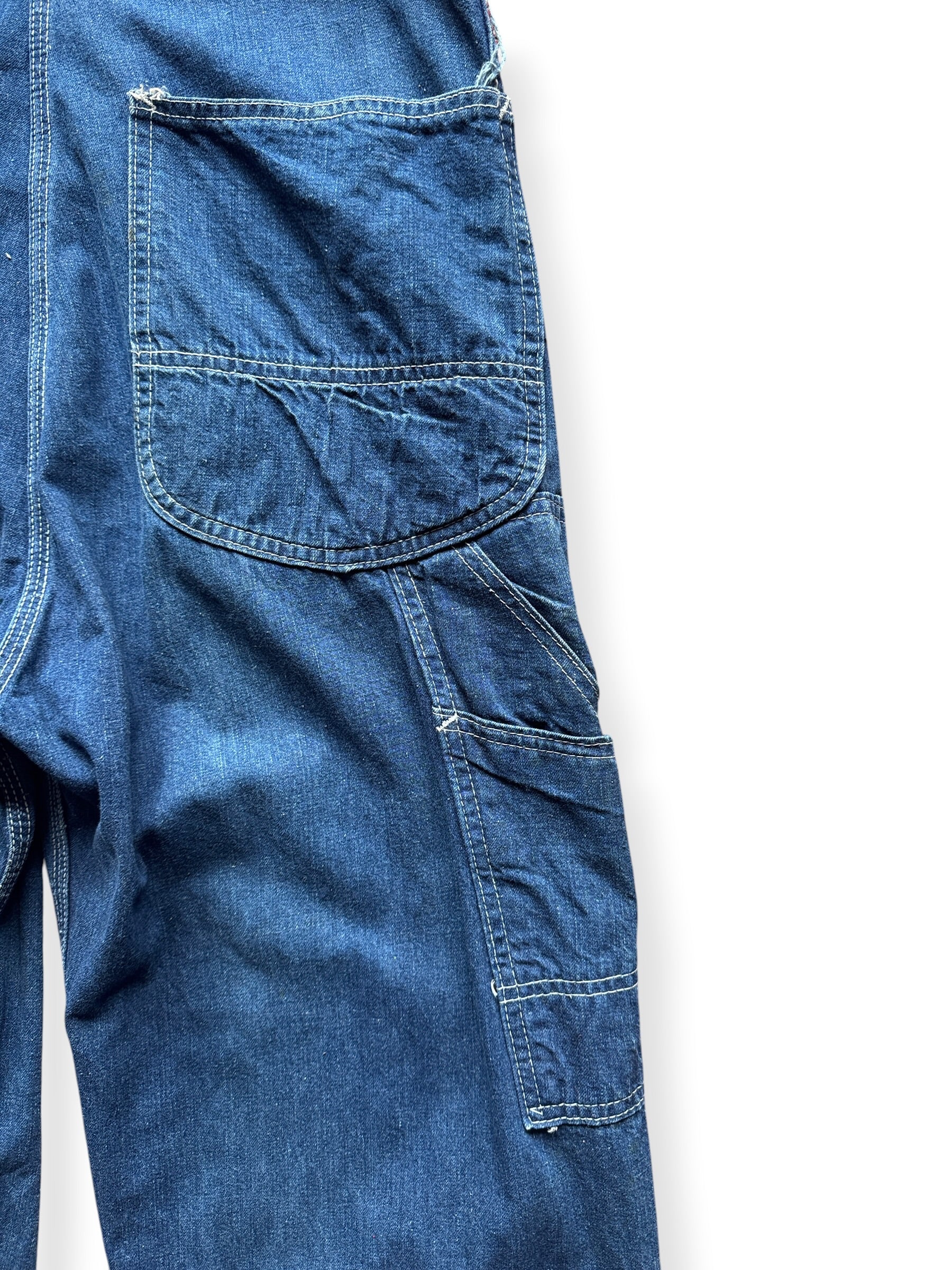 Back pockets on Vintage Lee Overalls W33