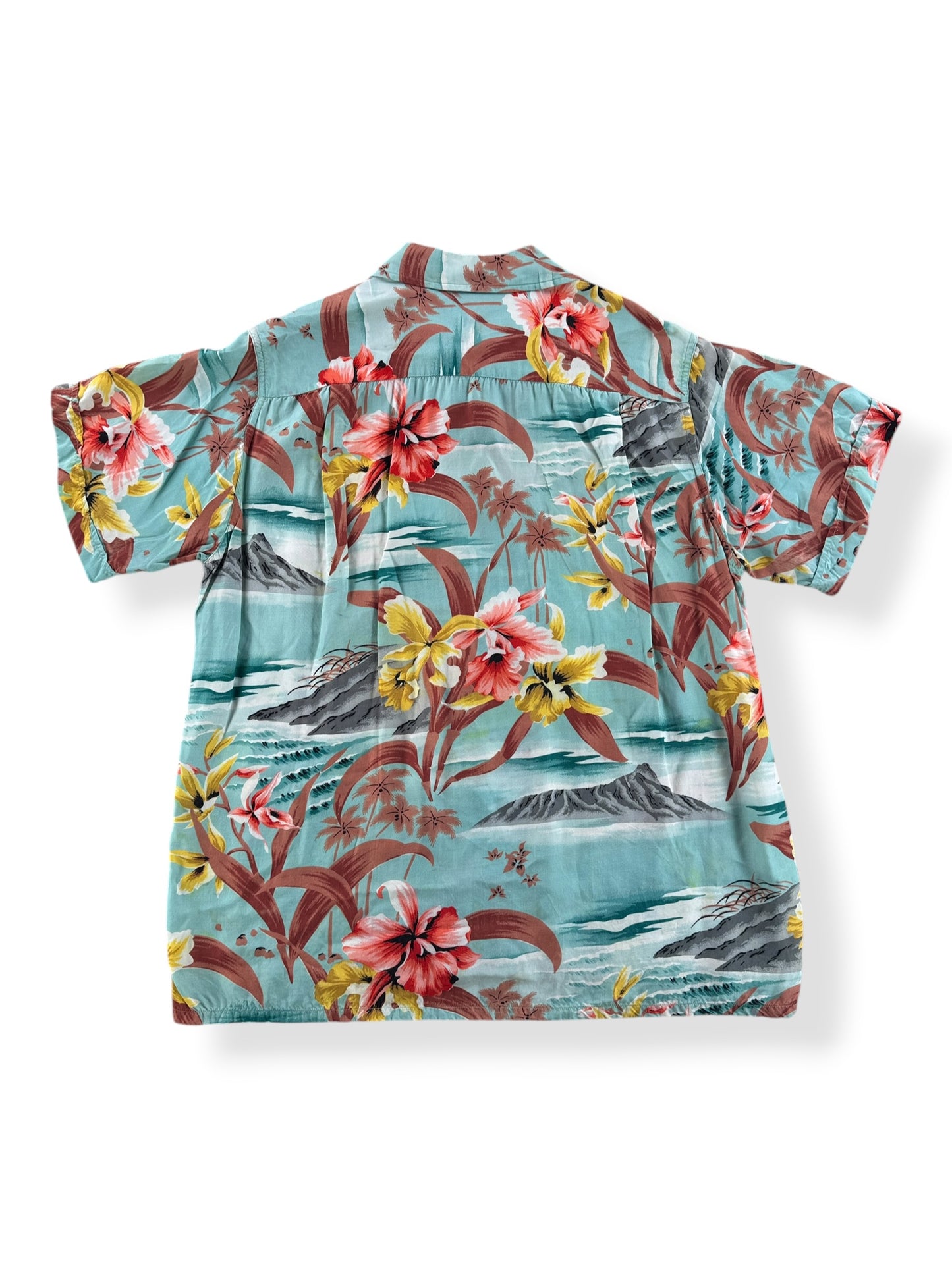 Back of Vintage Penney's Flowers & Waves Rayon Aloha Shirt SZ M