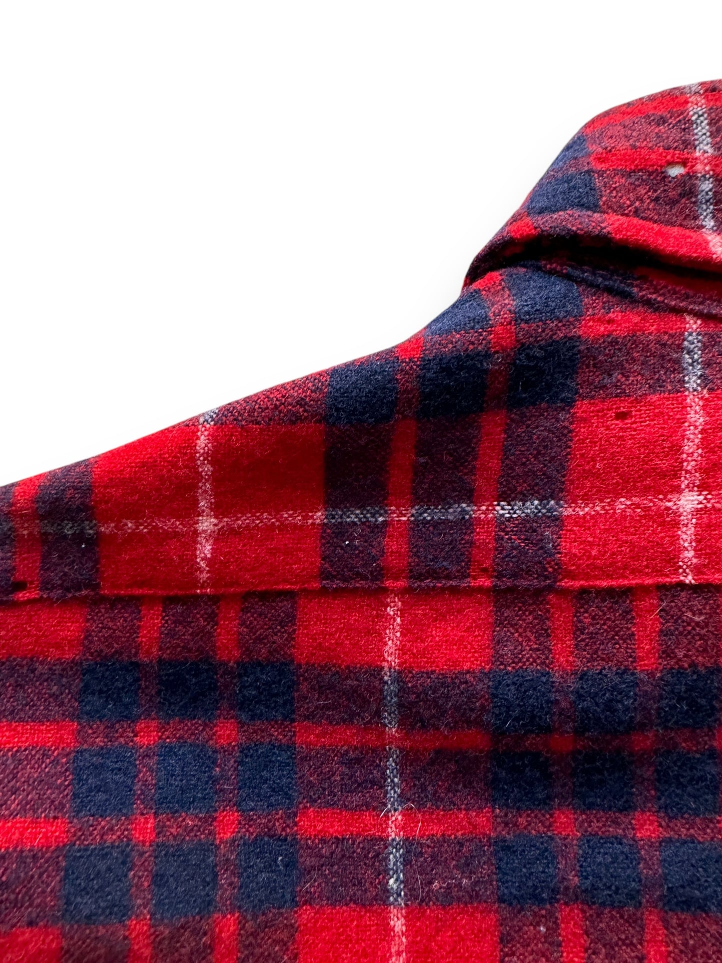 small hole on upper back of Vintage Pendleton Red/Blue/White Flannel SZ M