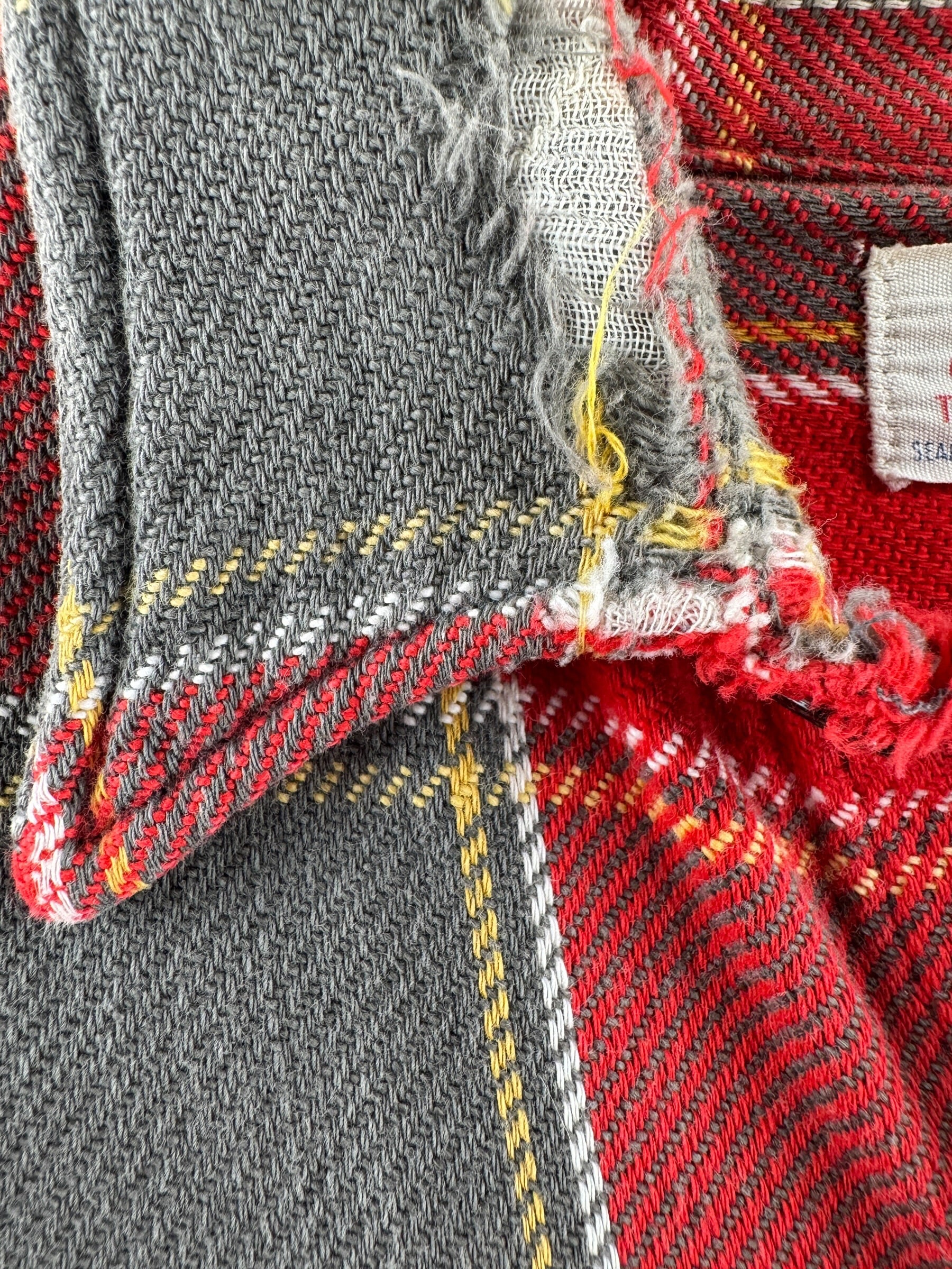Fraying on Vintage 60's Cotton Flannel SZ L