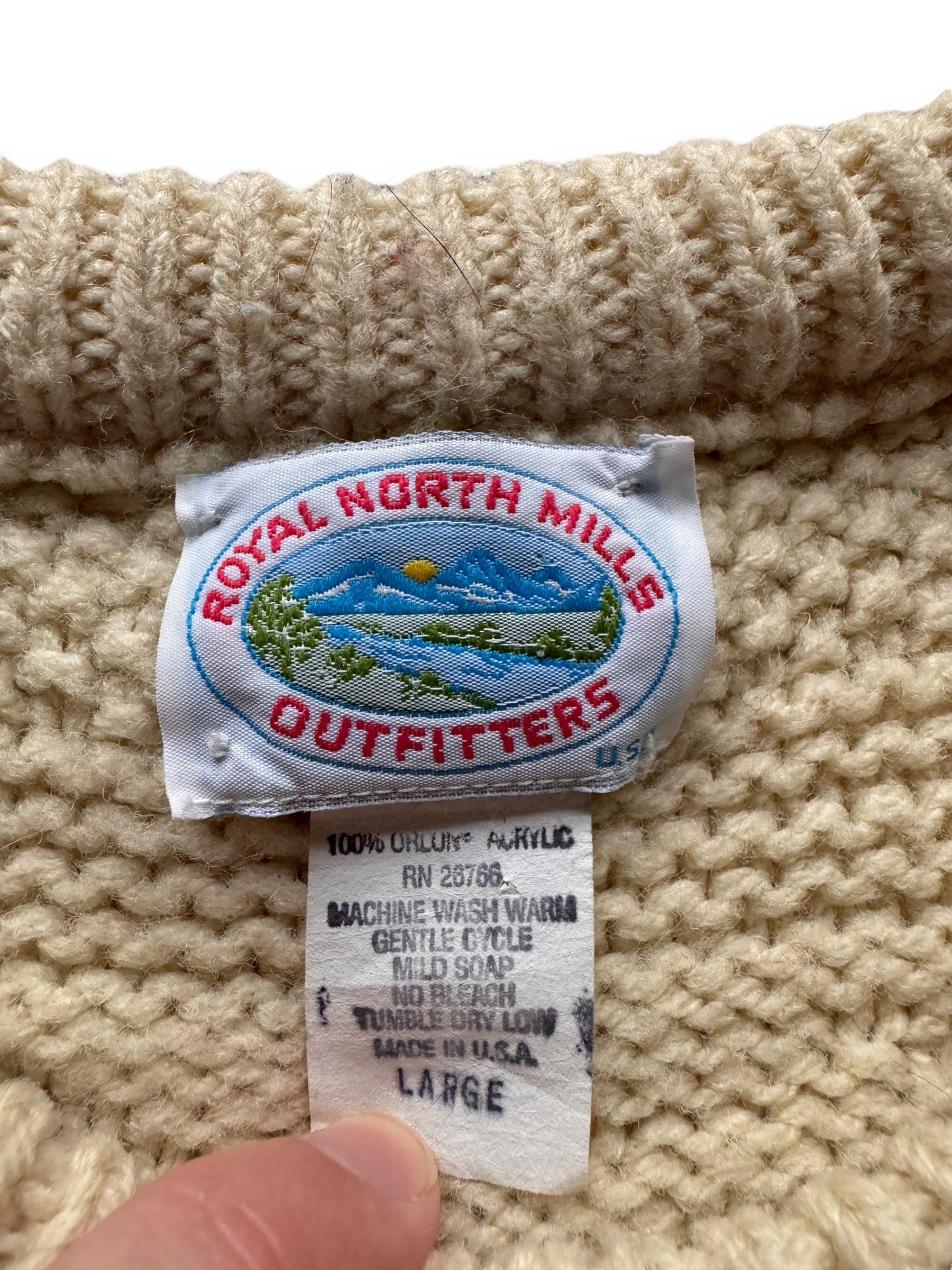 tag on Vintage Royal North Mills Cableknit Sweater SZ L