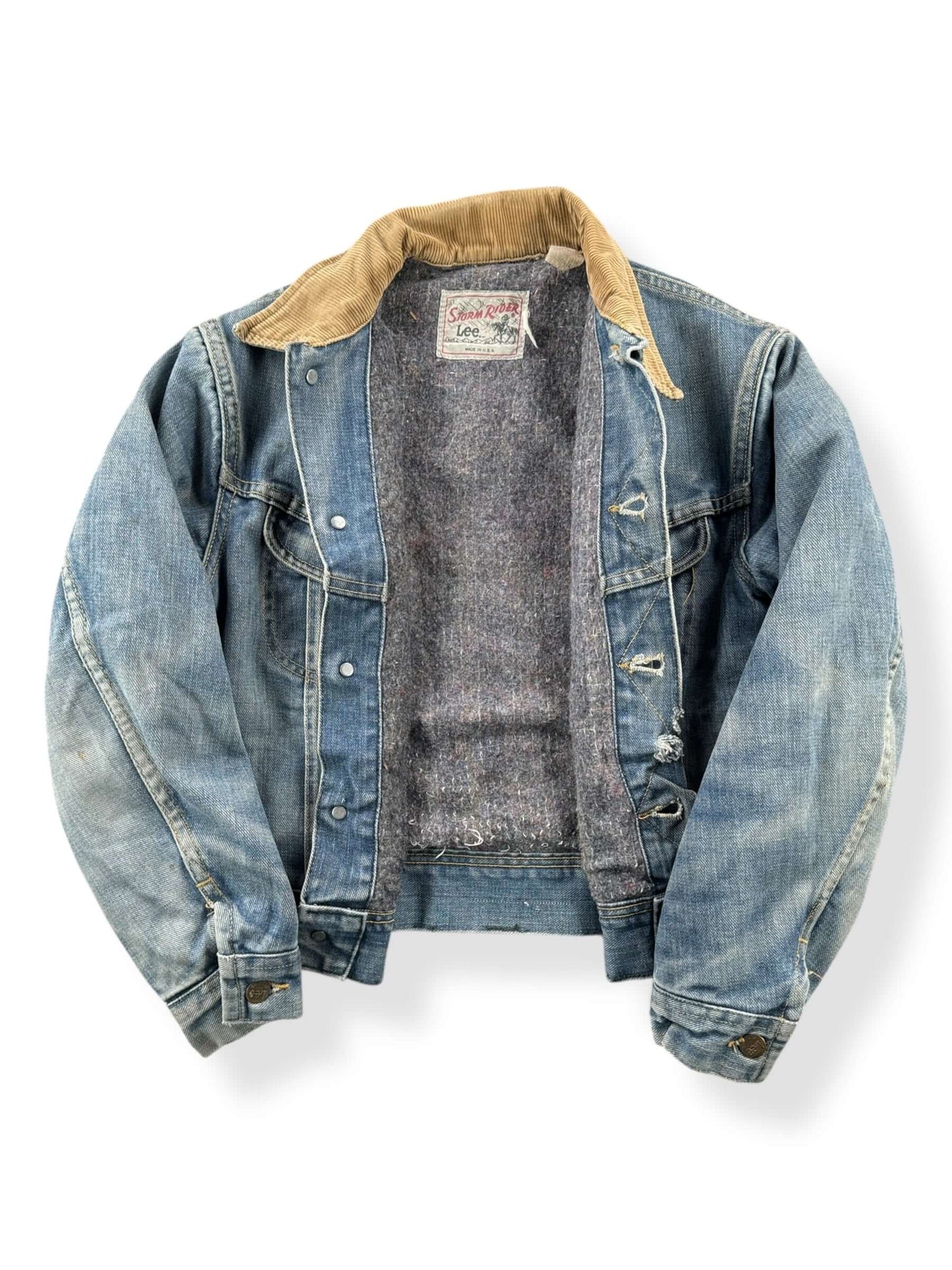 Inside of Vintage 80s Era Mickey Mouse Crewneck SZ L