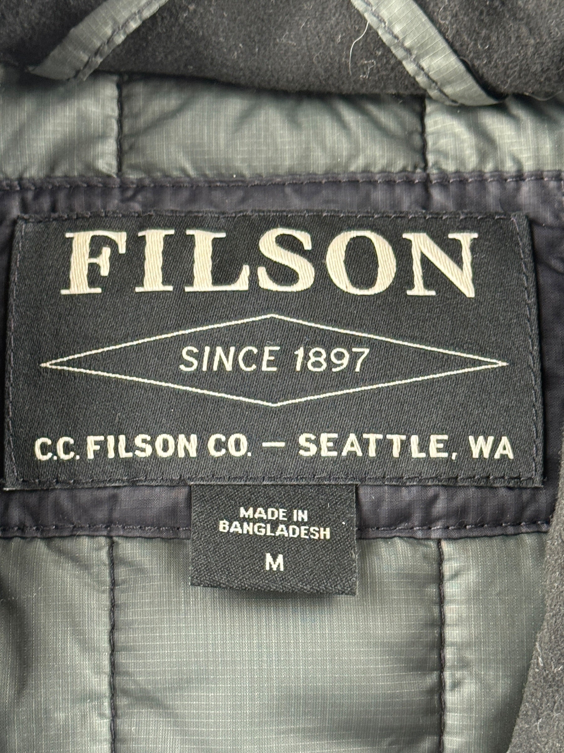 Tag on Filson Quilted Vest SZ M