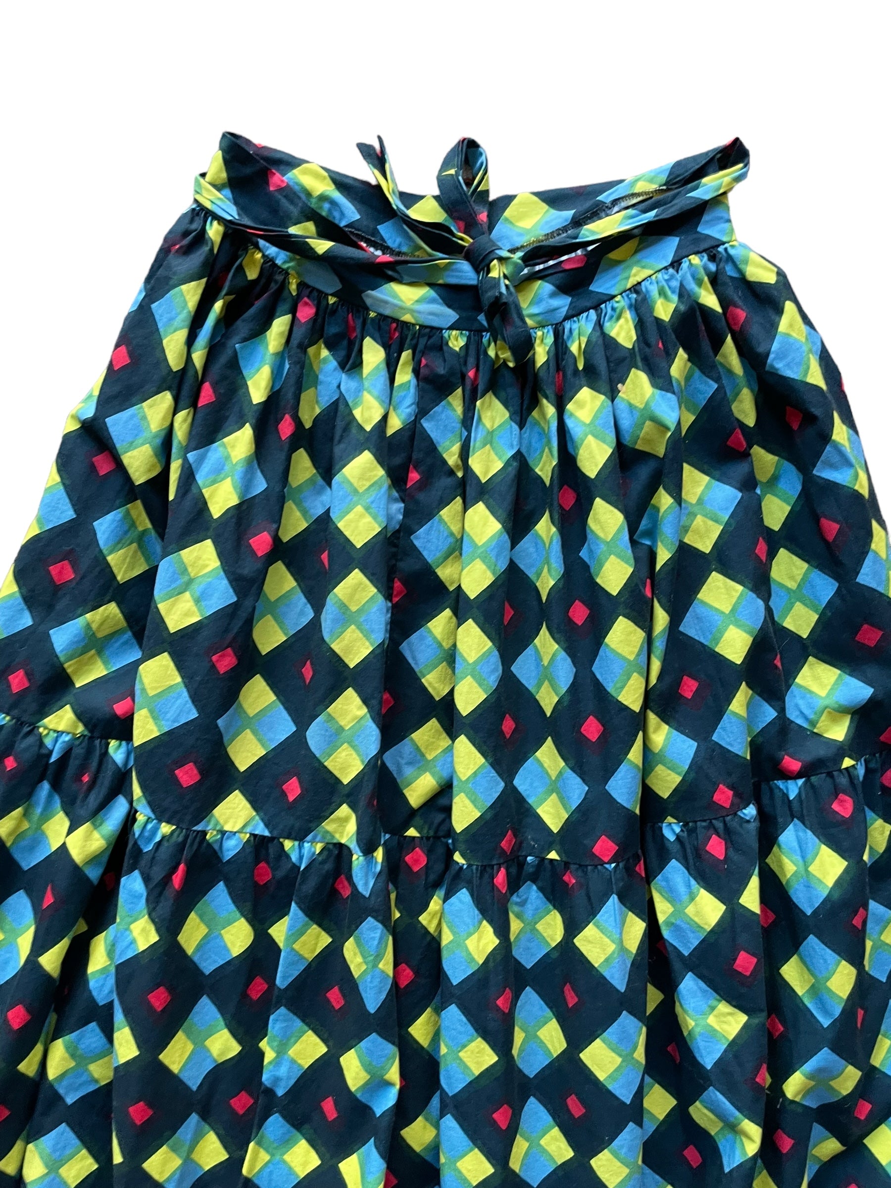 Front waist view of 1971 Marimekko Suomi Wrap Skirt SZ S-M